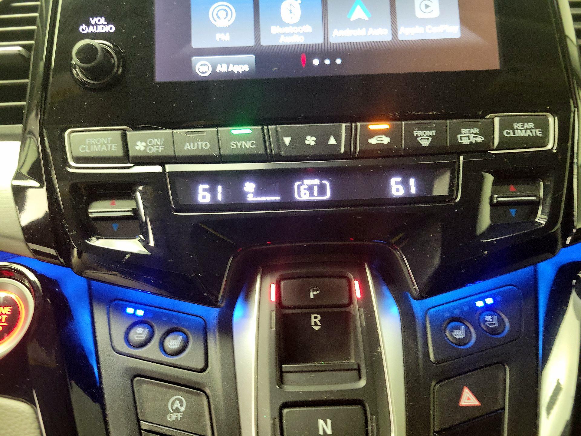Thumbnail: 2018 Honda Odyssey - 17