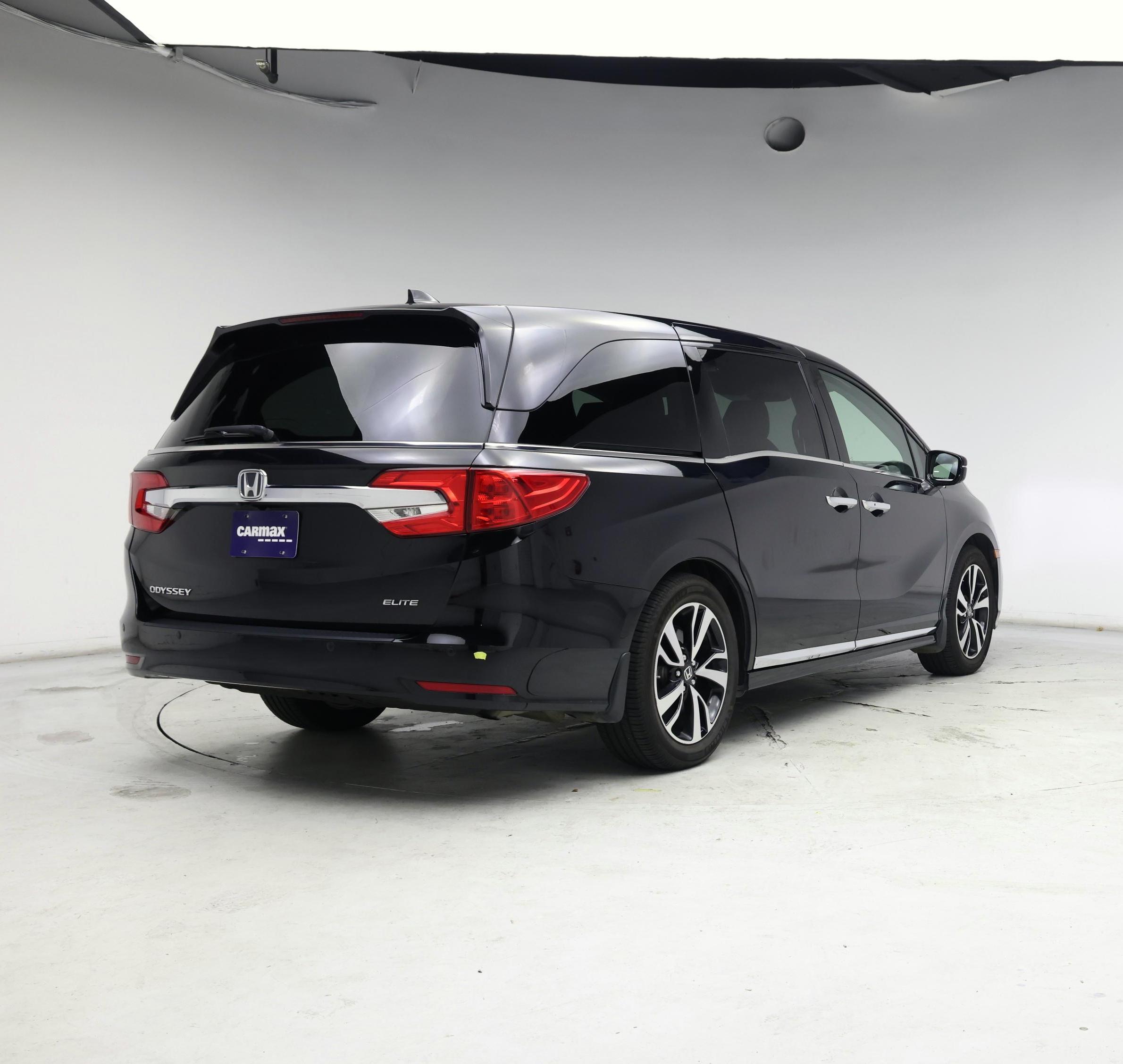 Thumbnail: 2018 Honda Odyssey - 8
