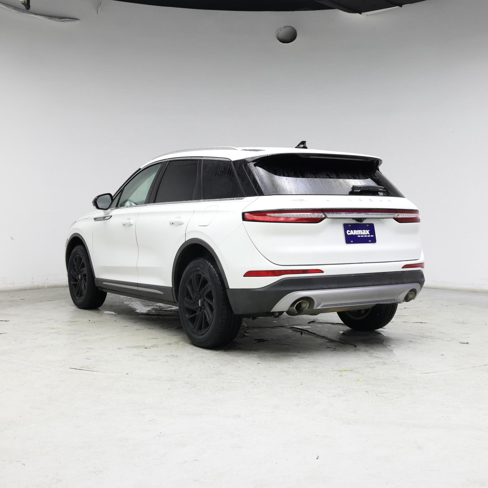 Thumbnail: 2021 Lincoln Corsair - 2