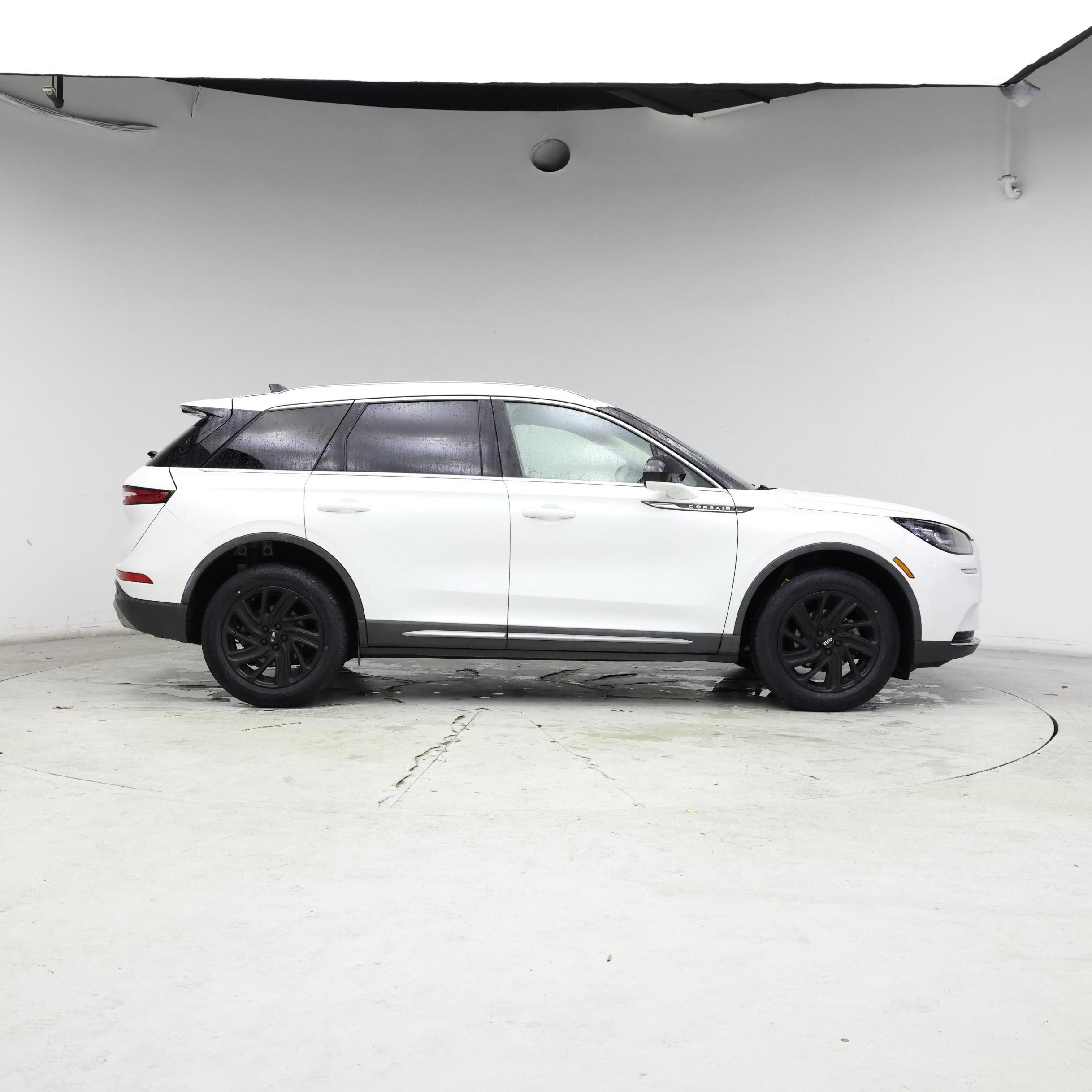 Thumbnail: 2021 Lincoln Corsair - 7