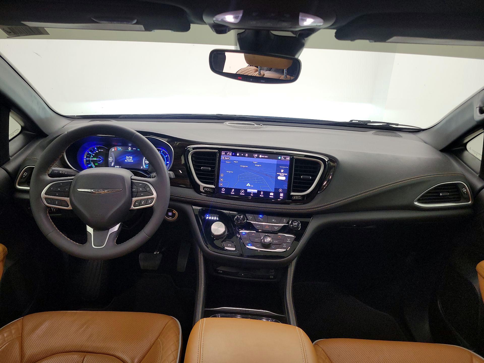 Thumbnail: 2022 Chrysler Pacifica - 9