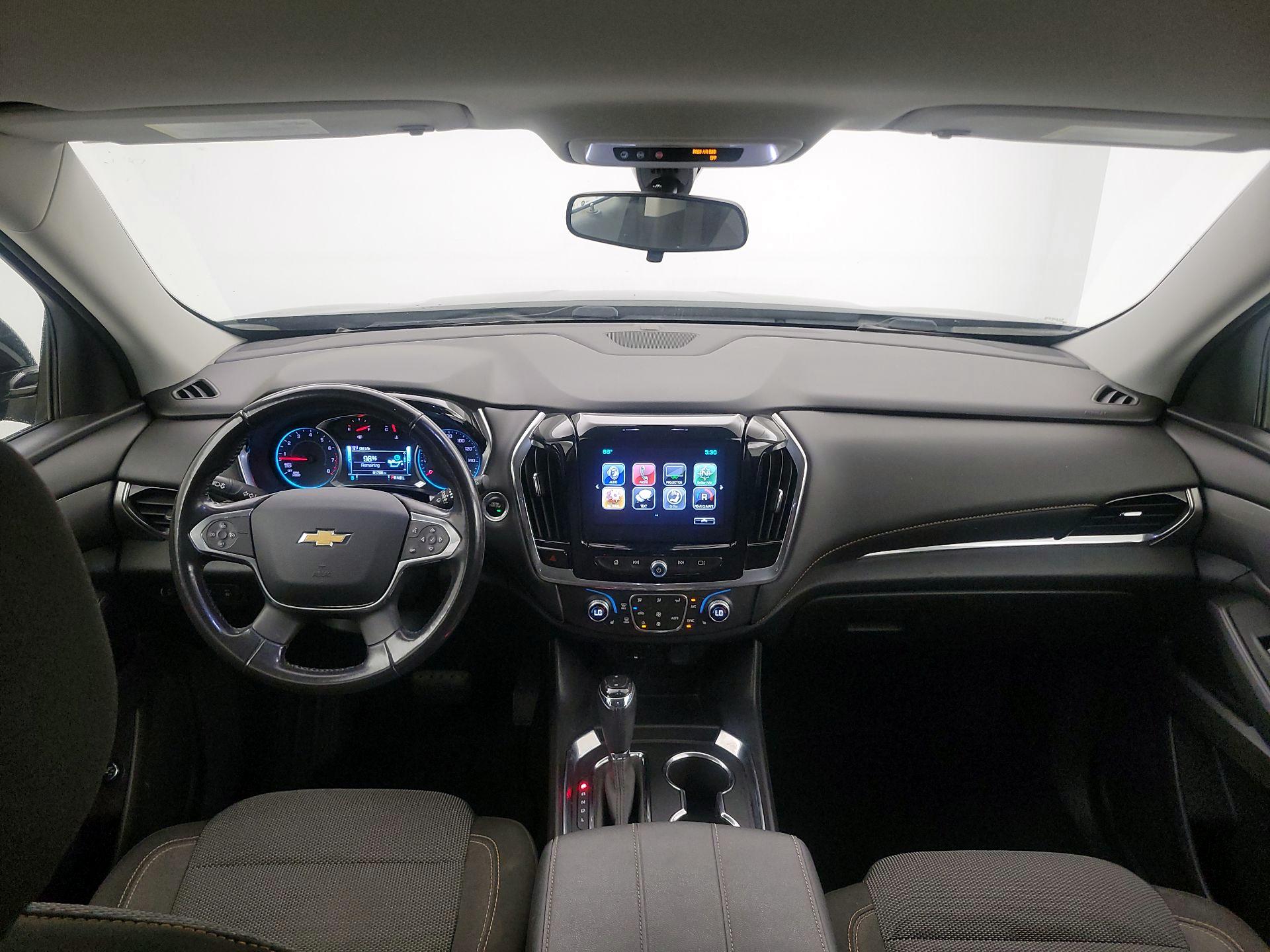 Thumbnail: 2018 Chevrolet Traverse - 9