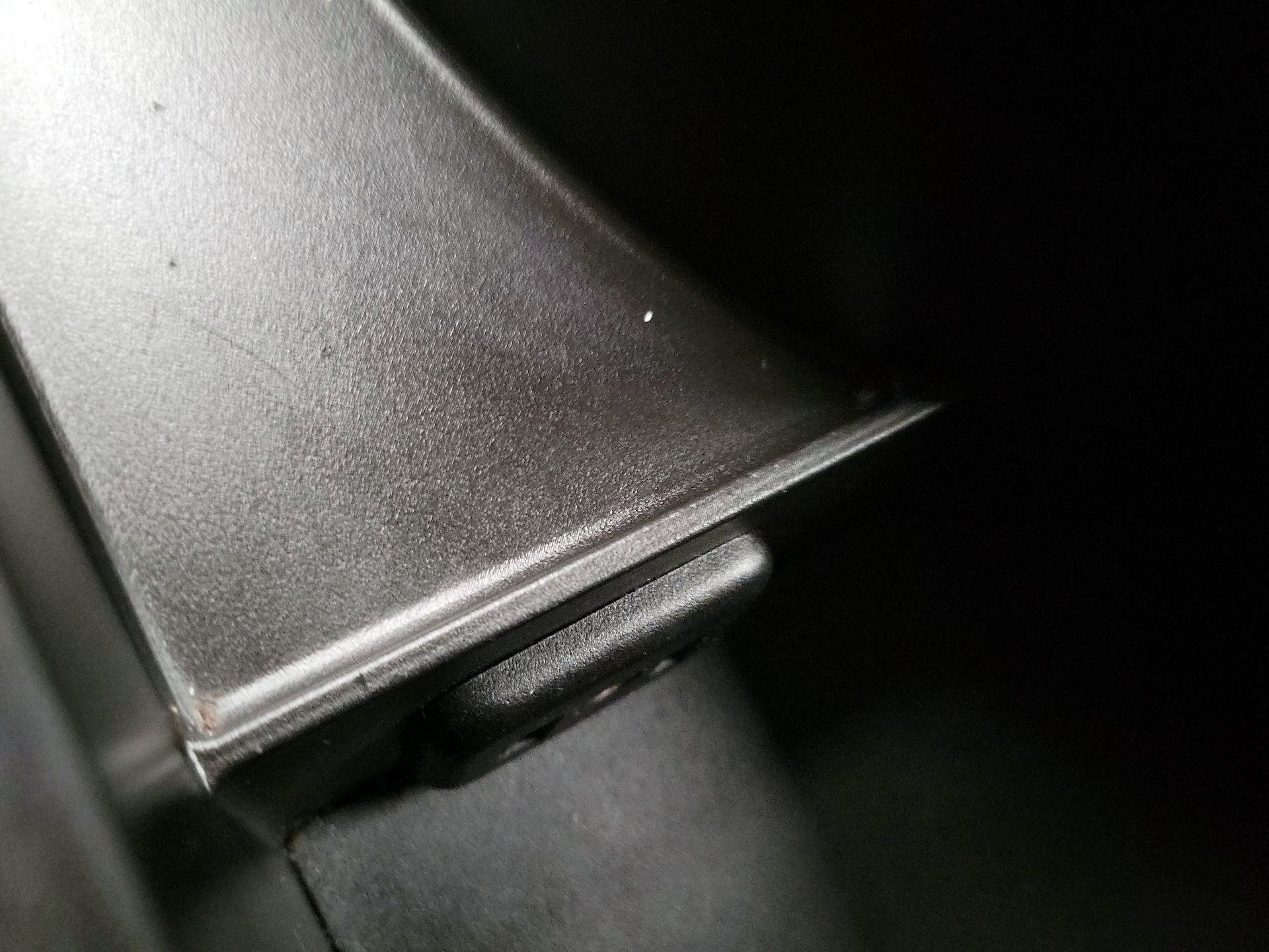 Thumbnail: 2019 Chevrolet Camaro - 18