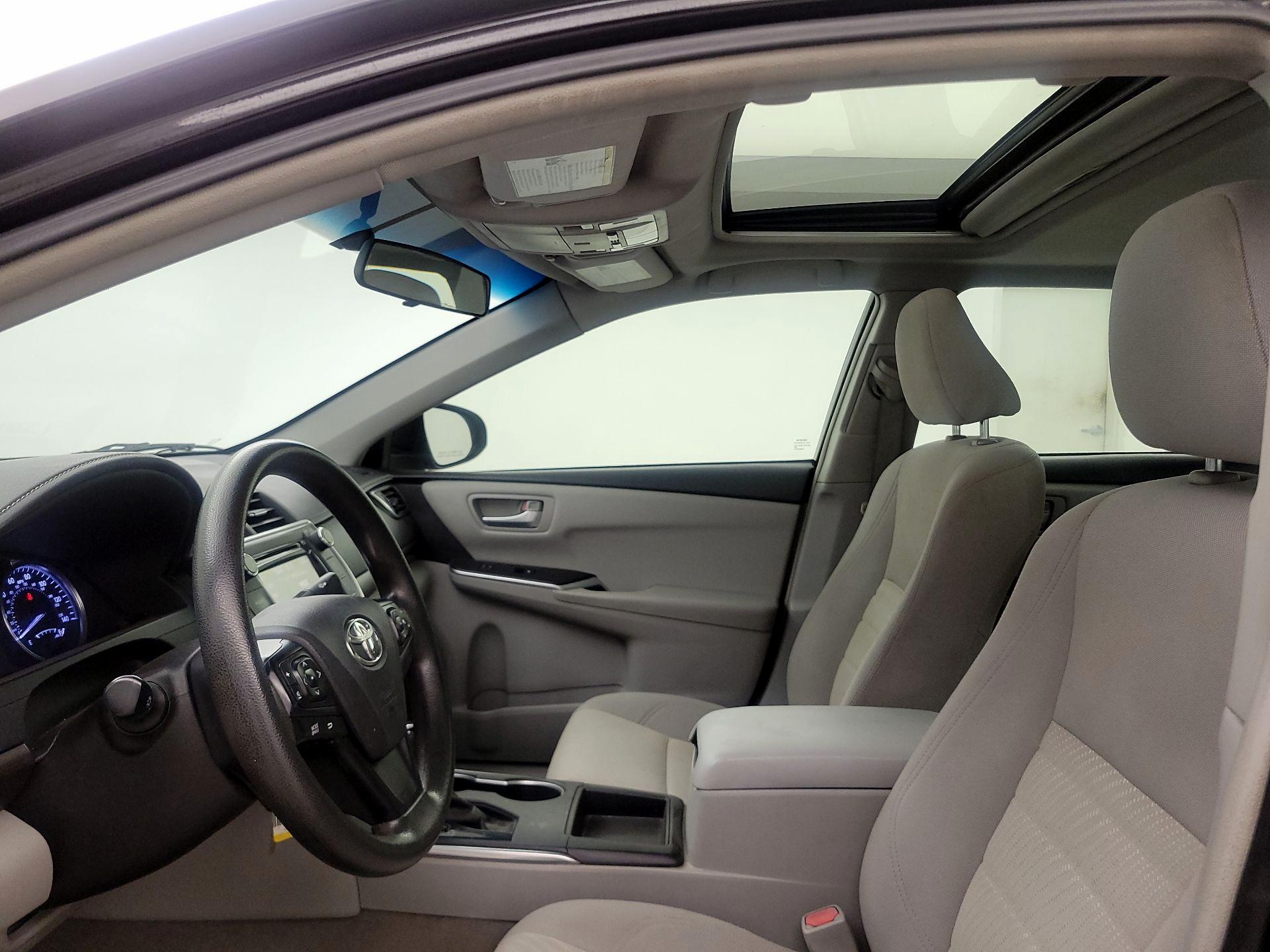 Thumbnail: 2017 Toyota Camry - 19