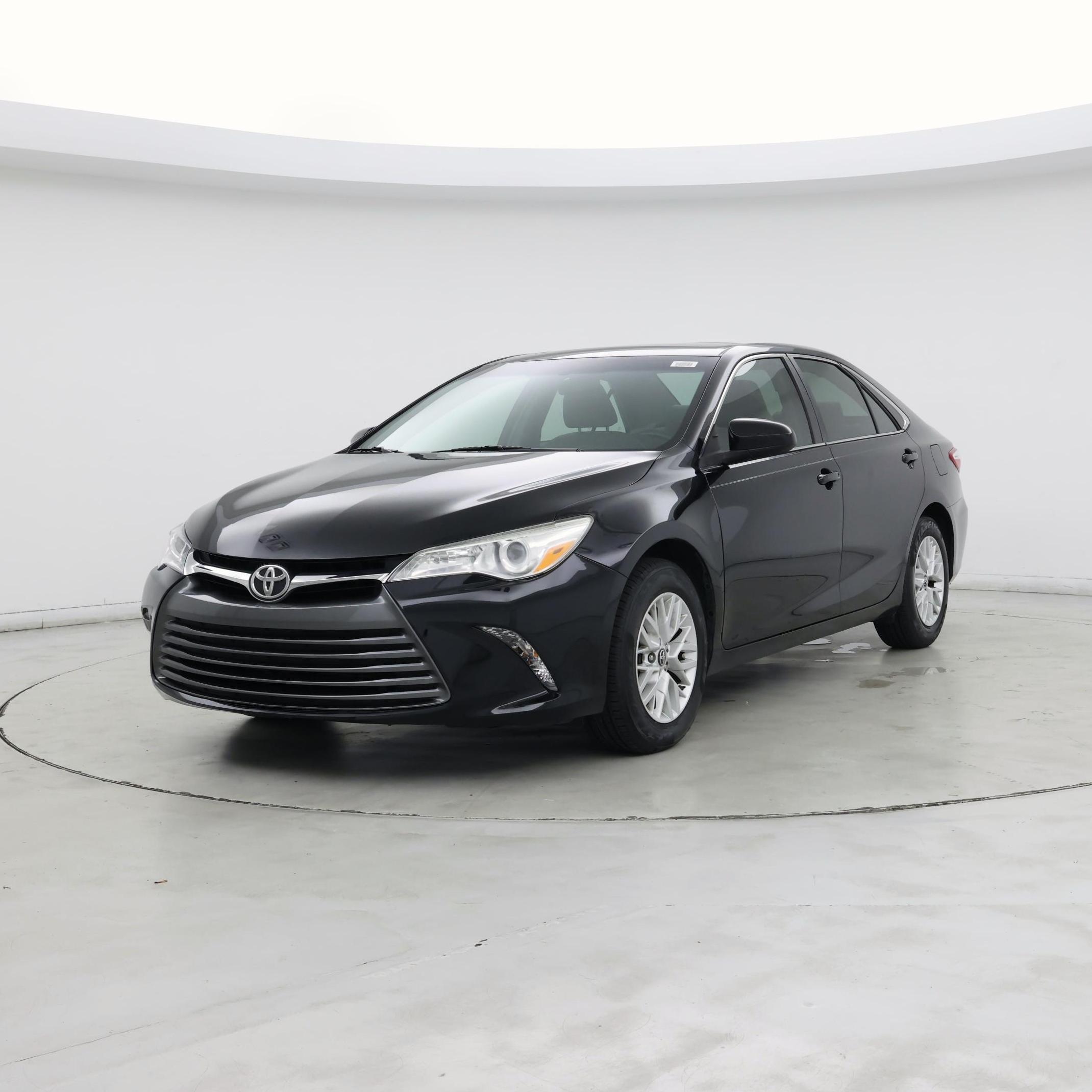 Thumbnail: 2017 Toyota Camry - 4