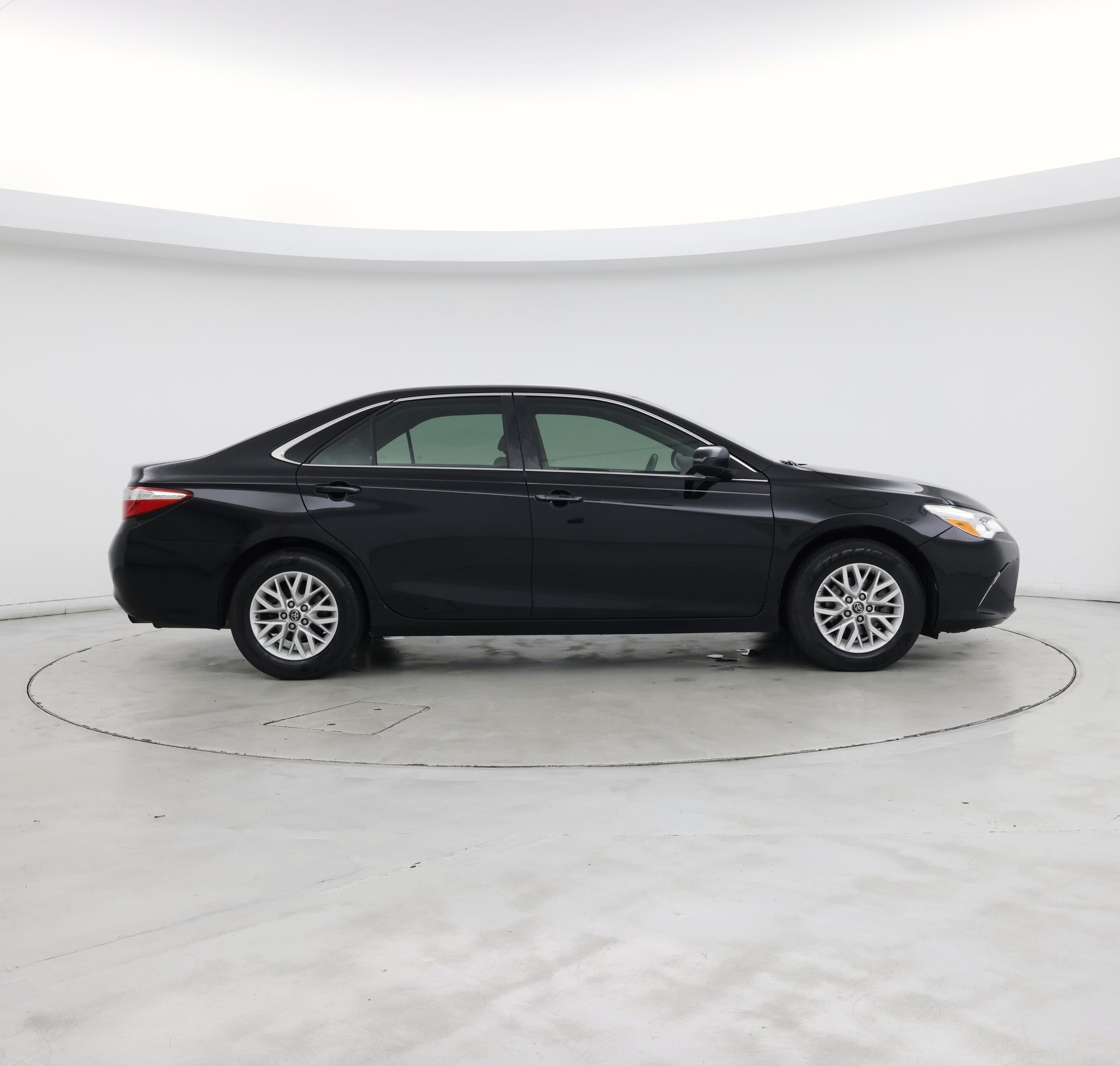 Thumbnail: 2017 Toyota Camry - 7