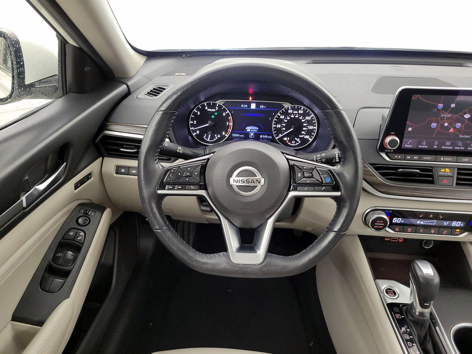 Thumbnail: 2019 Nissan Altima - 10