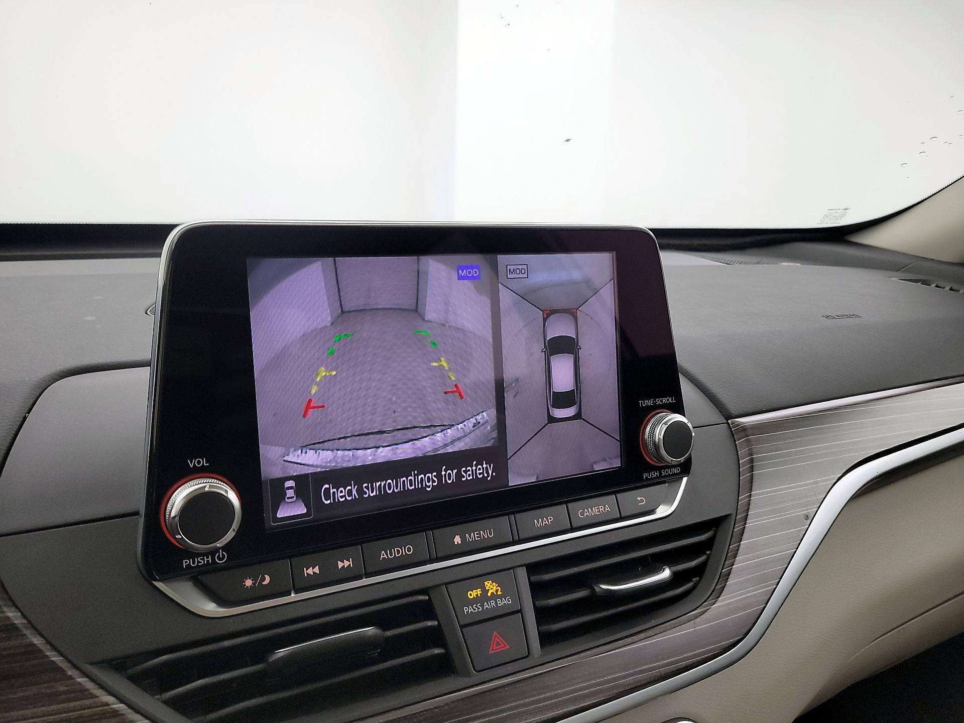 Thumbnail: 2019 Nissan Altima - 15