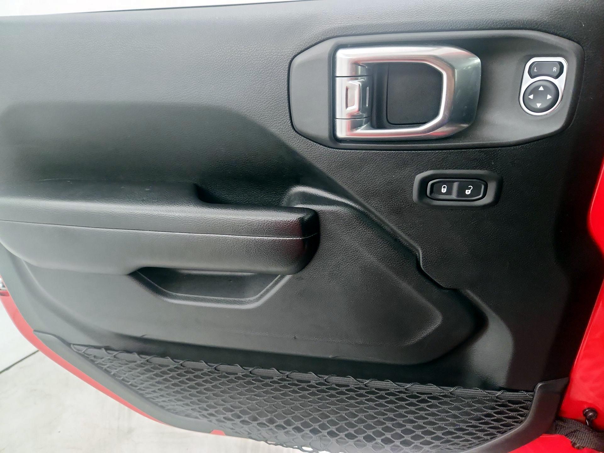 Thumbnail: 2021 Jeep Wrangler - 12