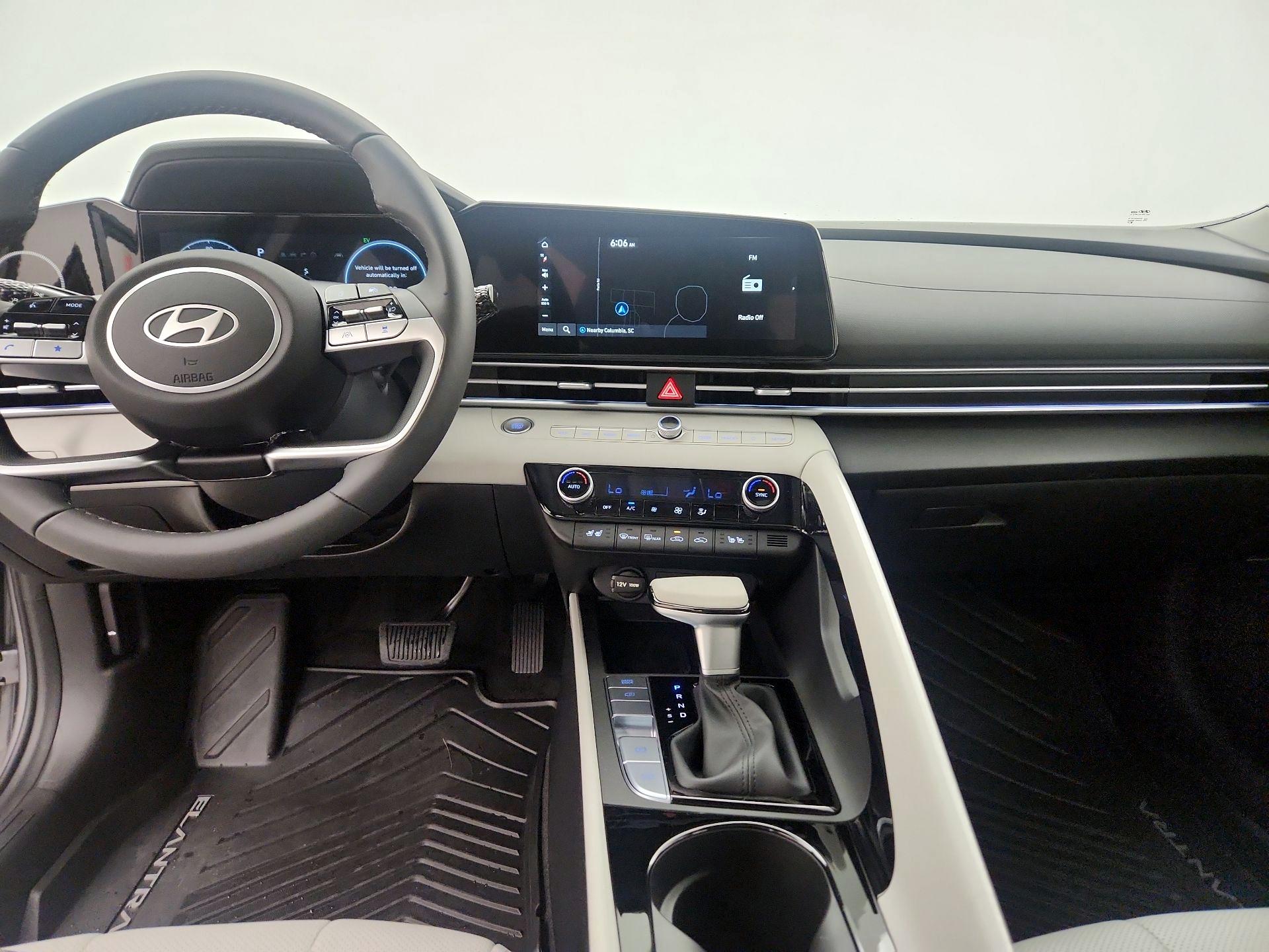 Thumbnail: 2025 Hyundai Elantra - 9
