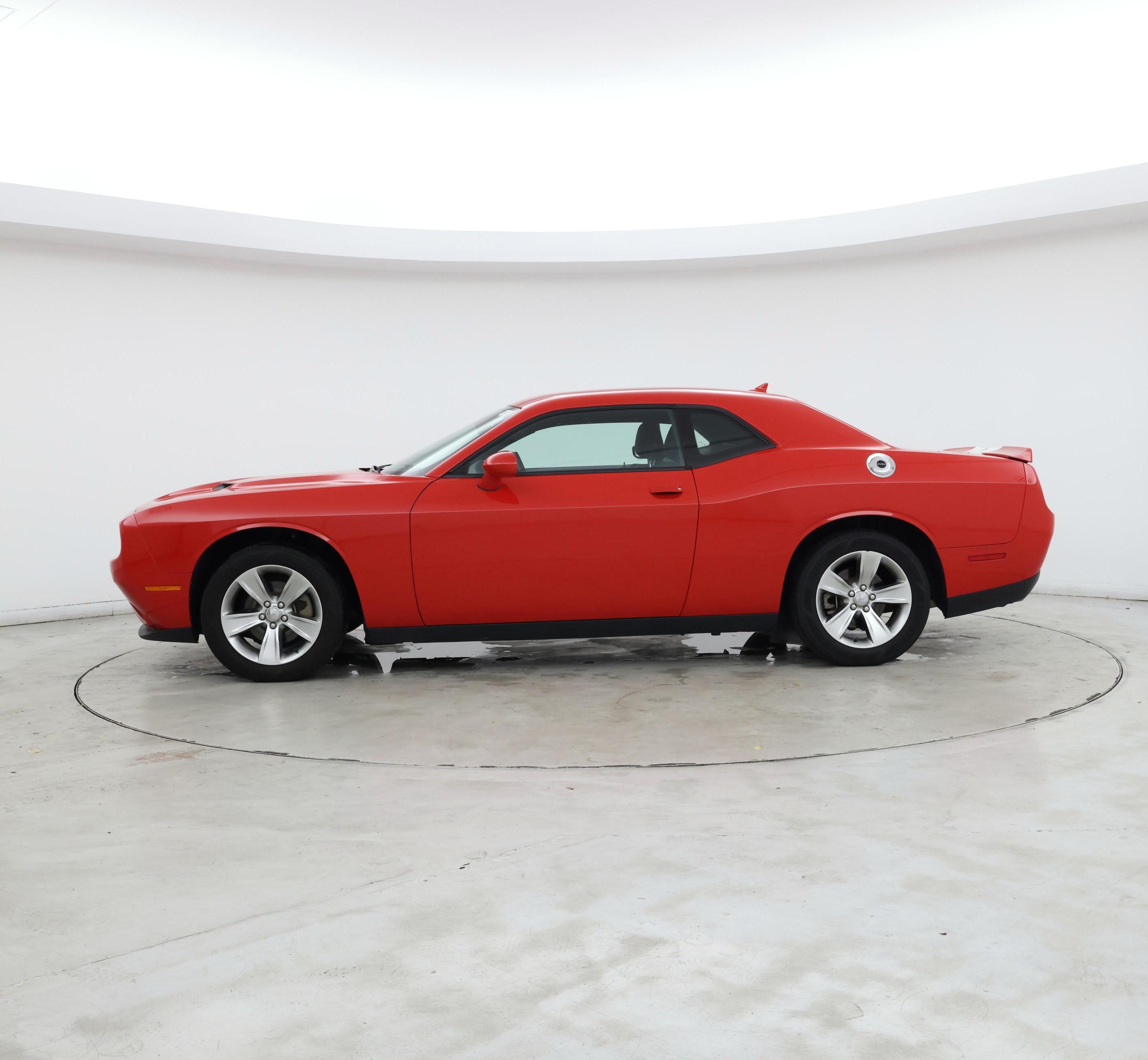 Thumbnail: 2021 Dodge Challenger - 3