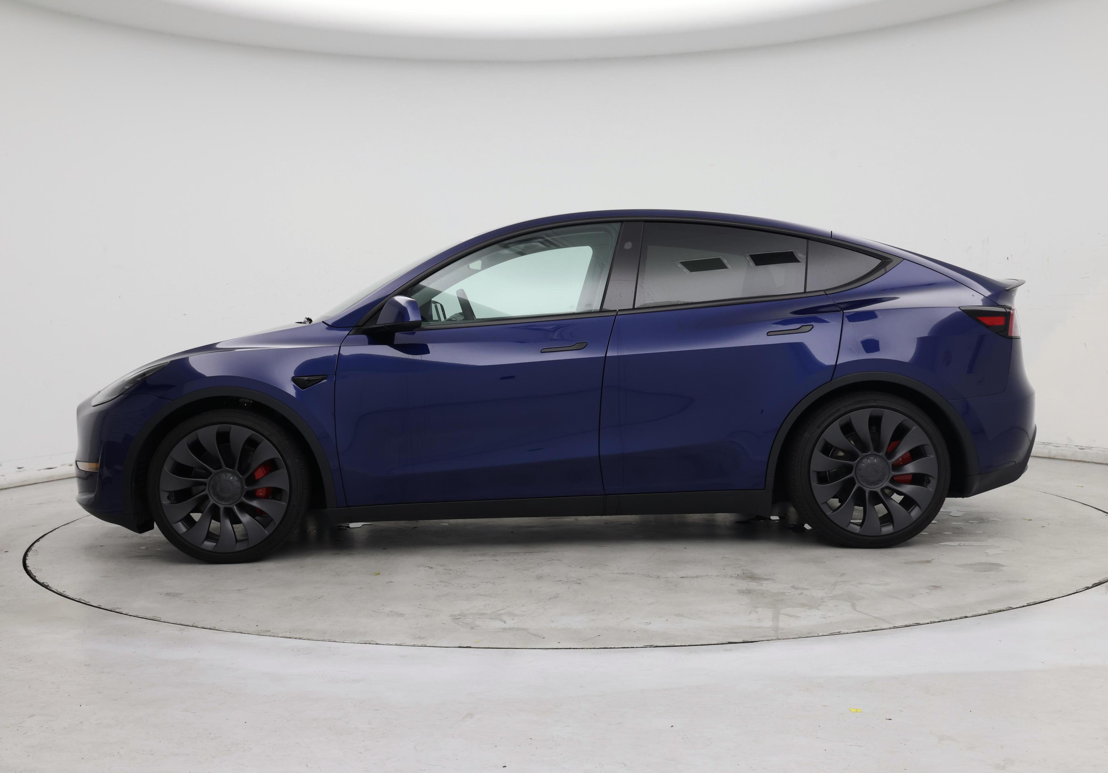 Thumbnail: 2025 Tesla Model Y - 3