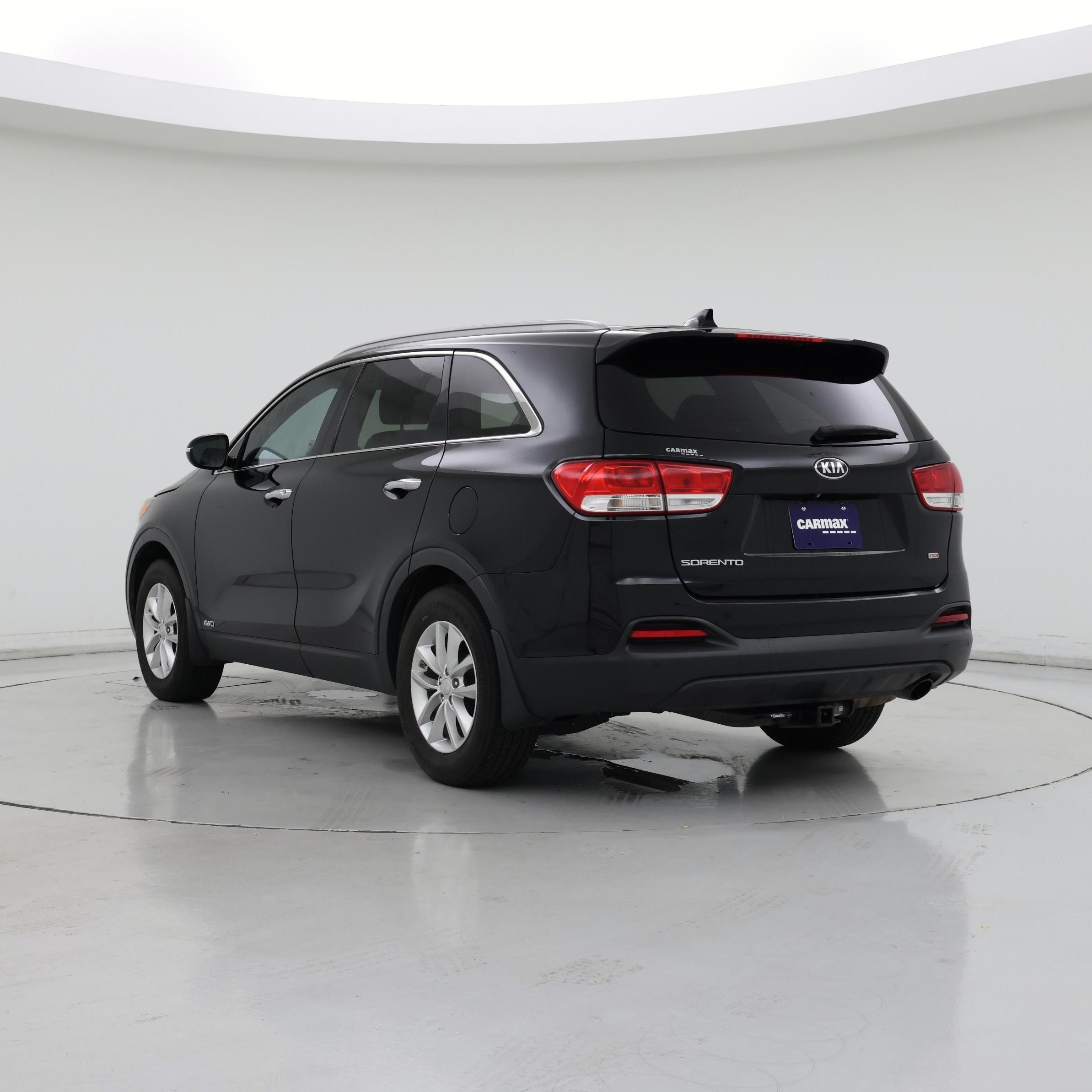 Thumbnail: 2017 Kia Sorento - 2