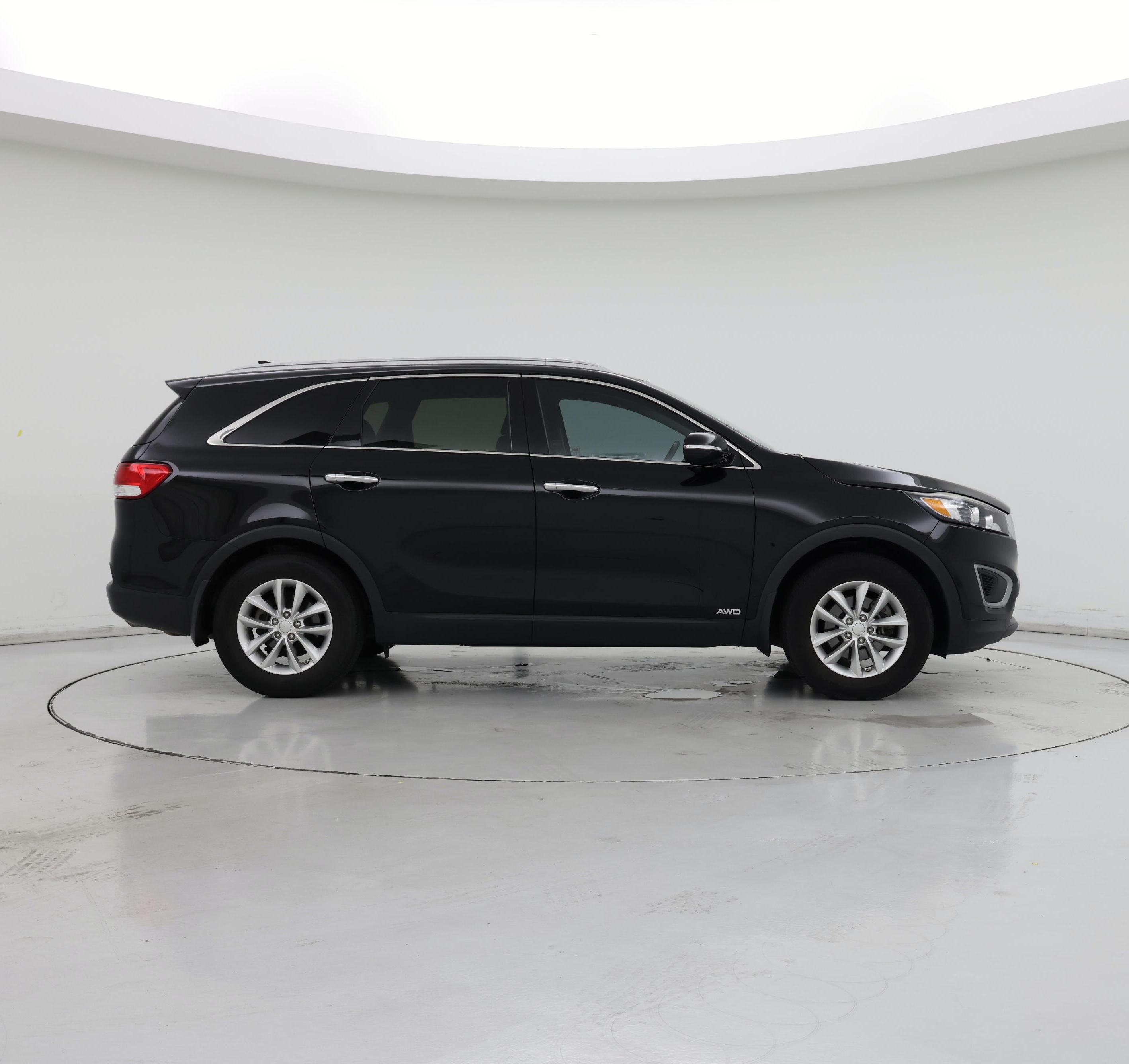 Thumbnail: 2017 Kia Sorento - 7