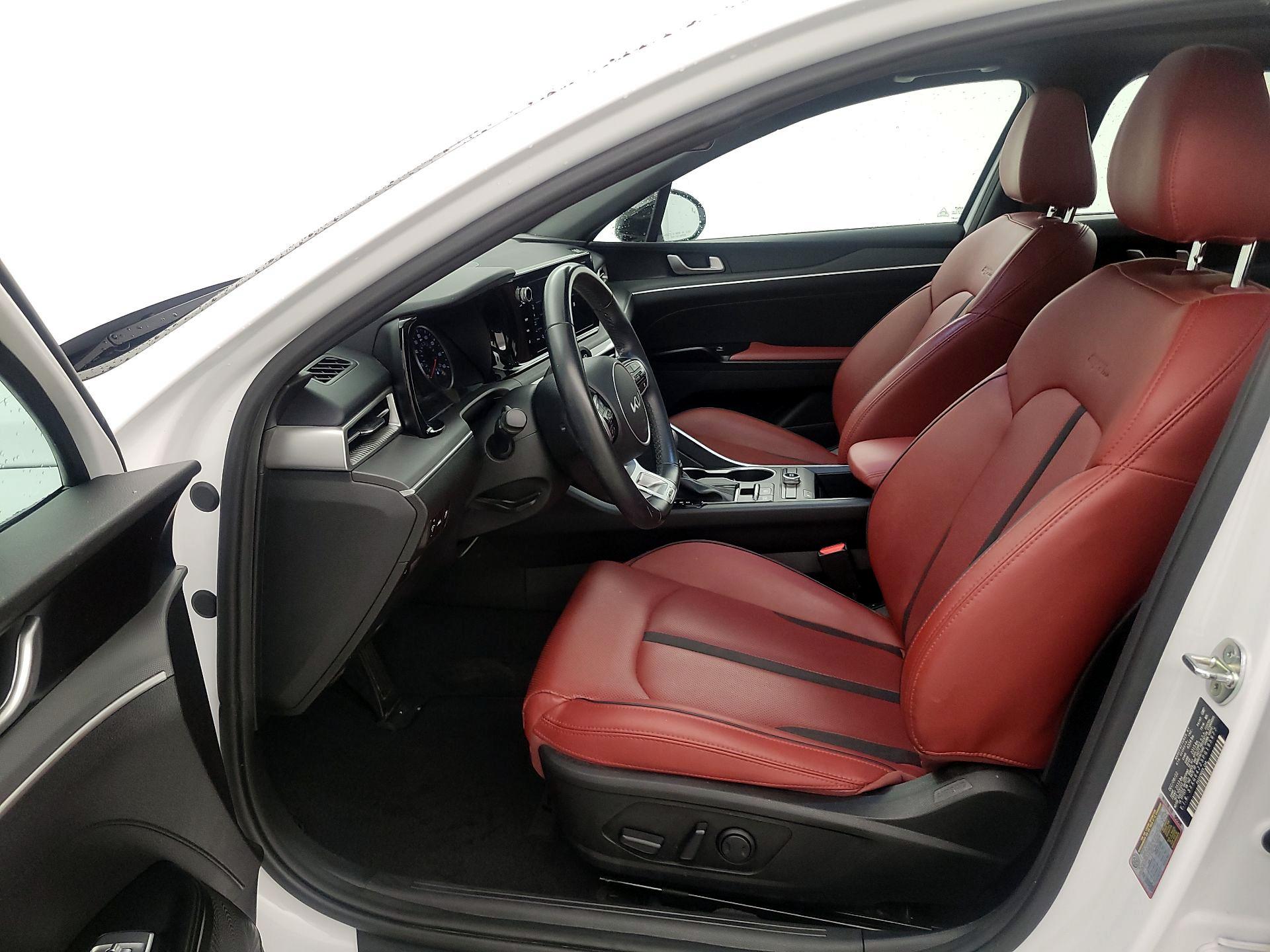 Thumbnail: 2023 Kia K5 - 11