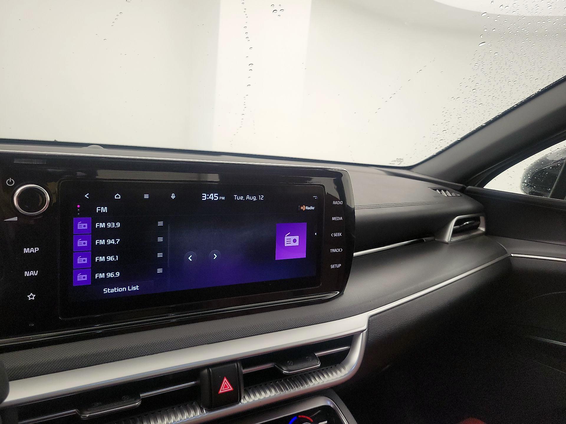 Thumbnail: 2023 Kia K5 - 16