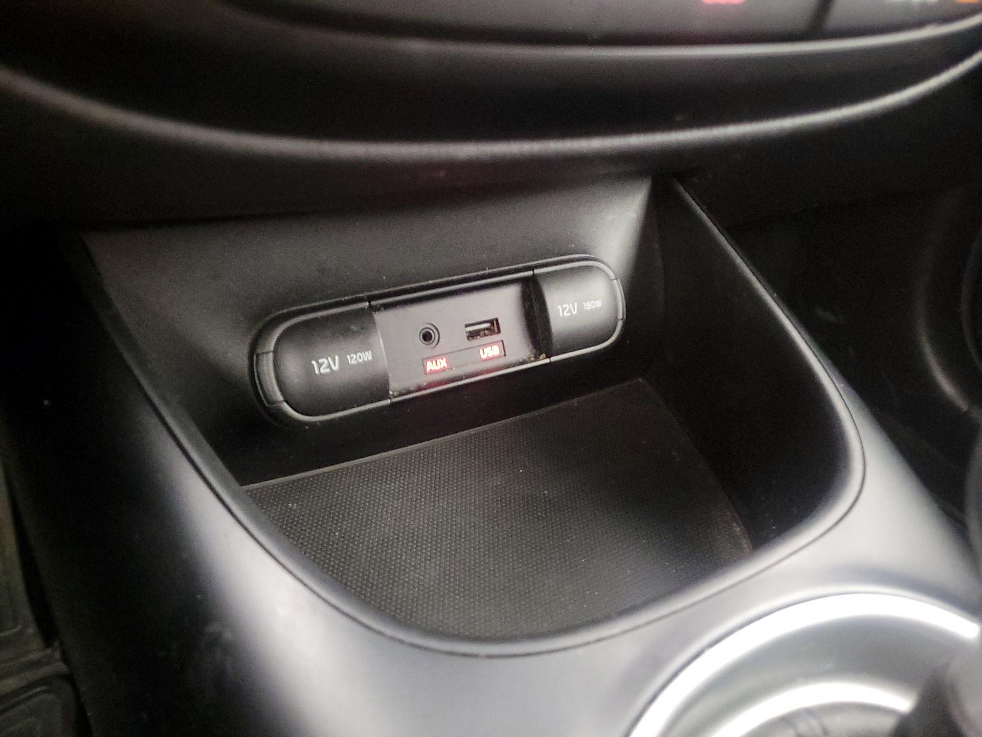 Thumbnail: 2014 Kia Soul - 17