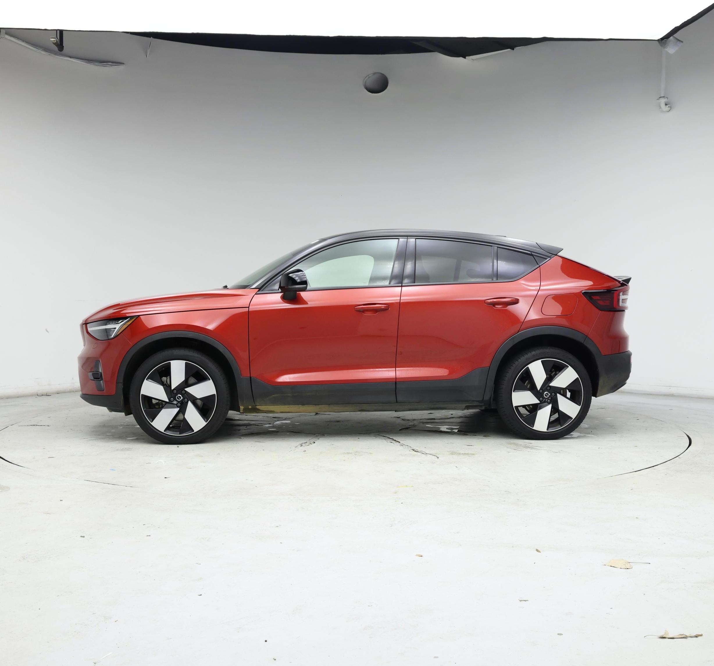 Thumbnail: 2022 Volvo C40 - 3