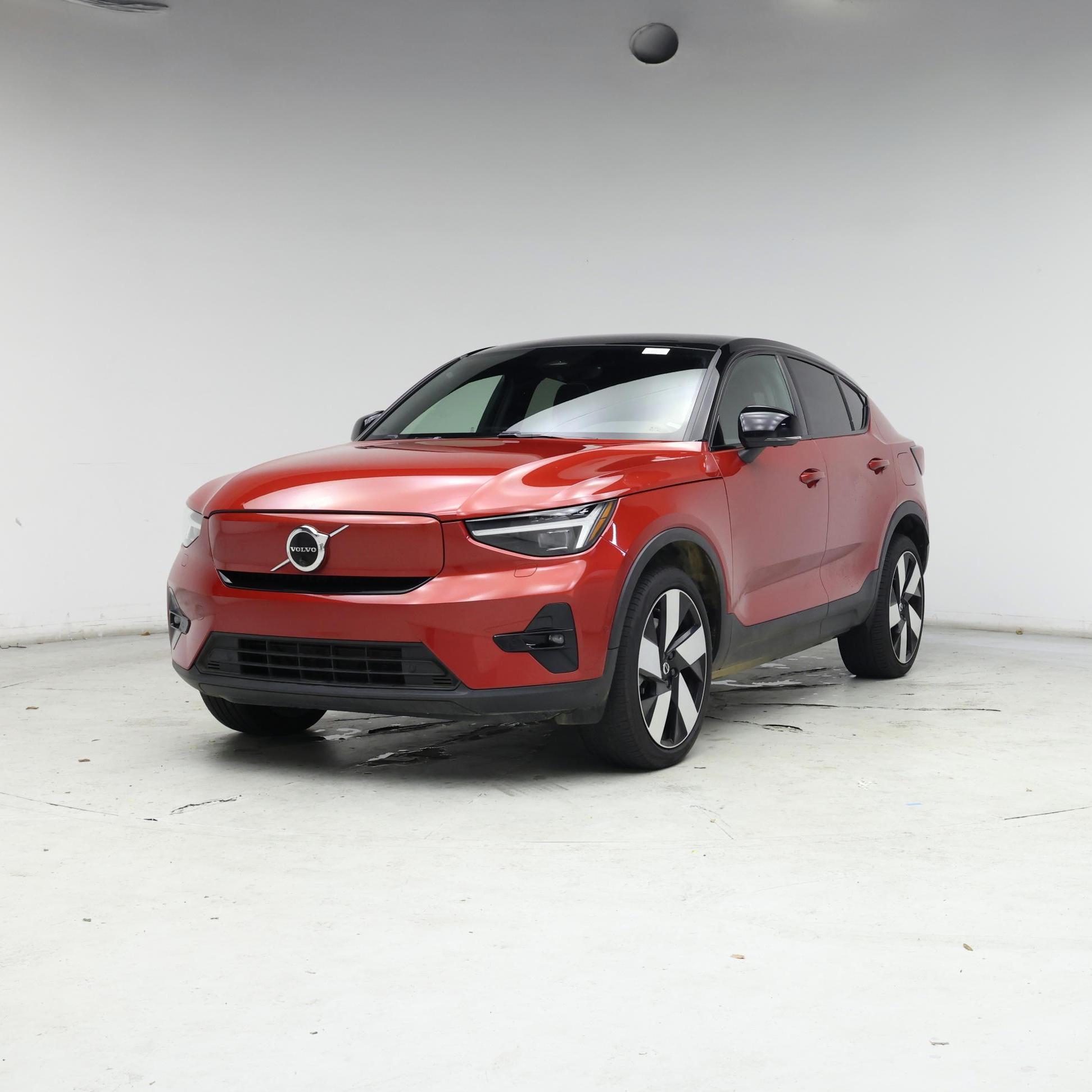 Thumbnail: 2022 Volvo C40 - 4