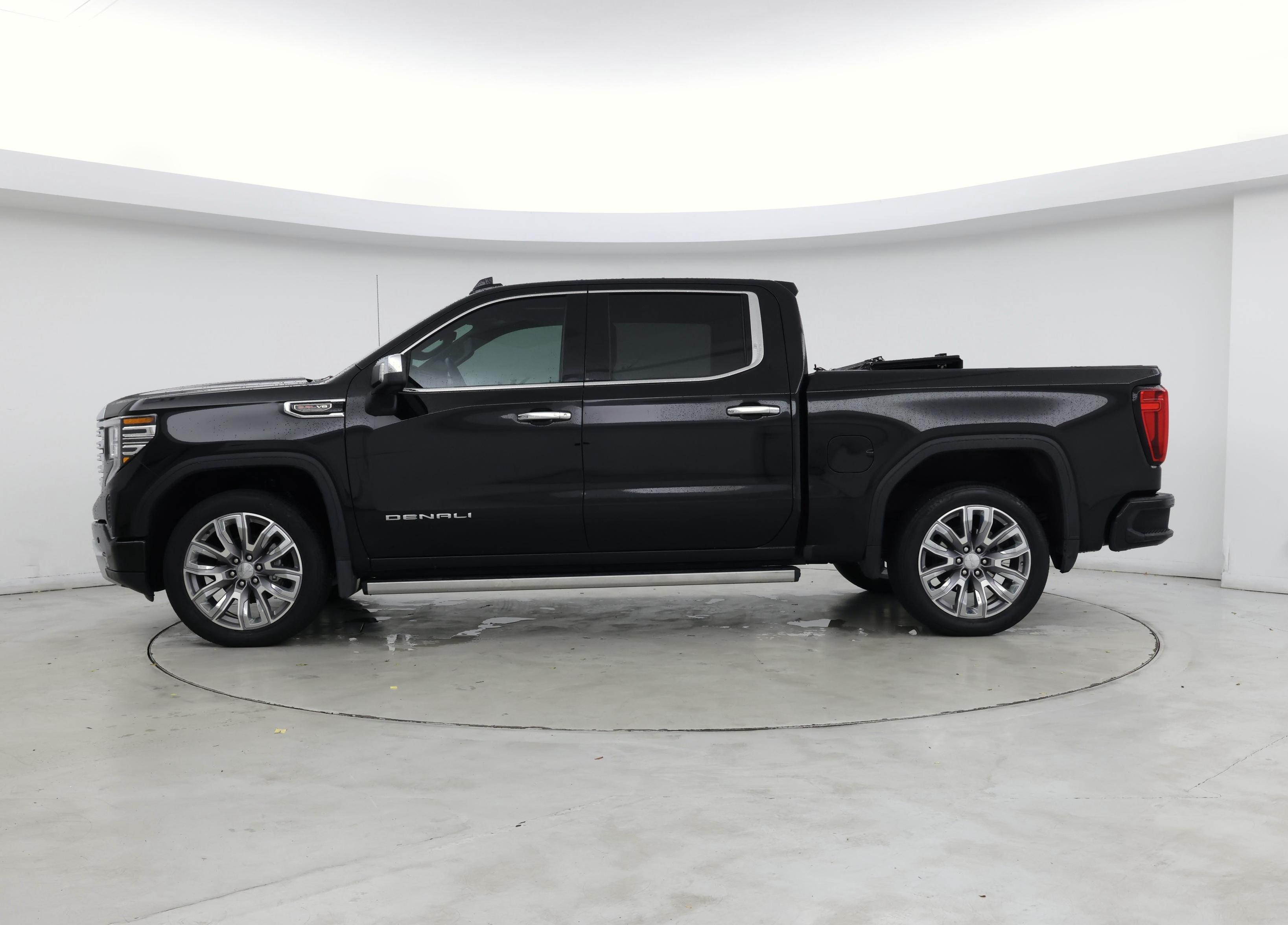 Thumbnail: 2024 GMC Sierra 1500 - 3
