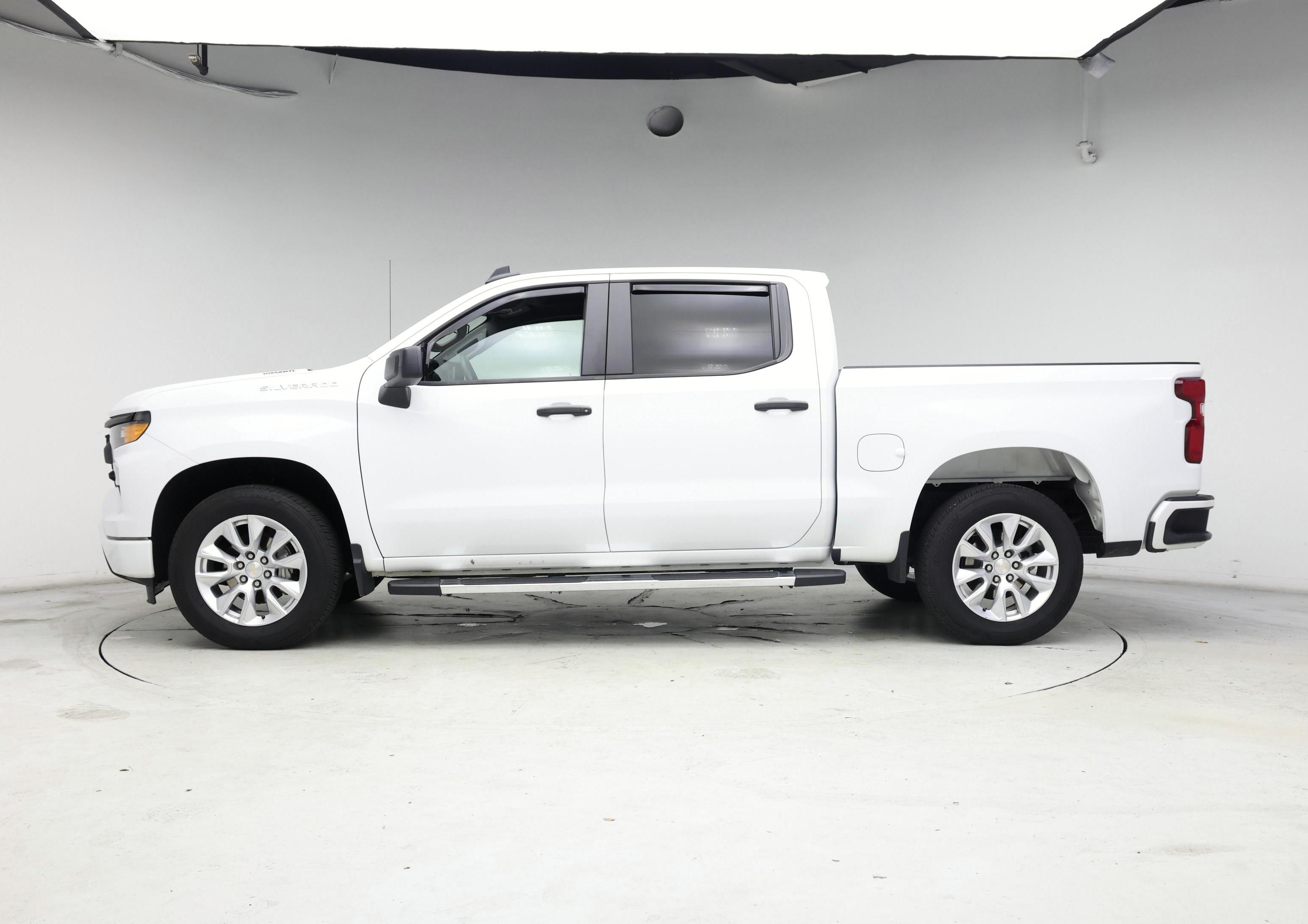 Thumbnail: 2024 Chevrolet Silverado 1500 - 3