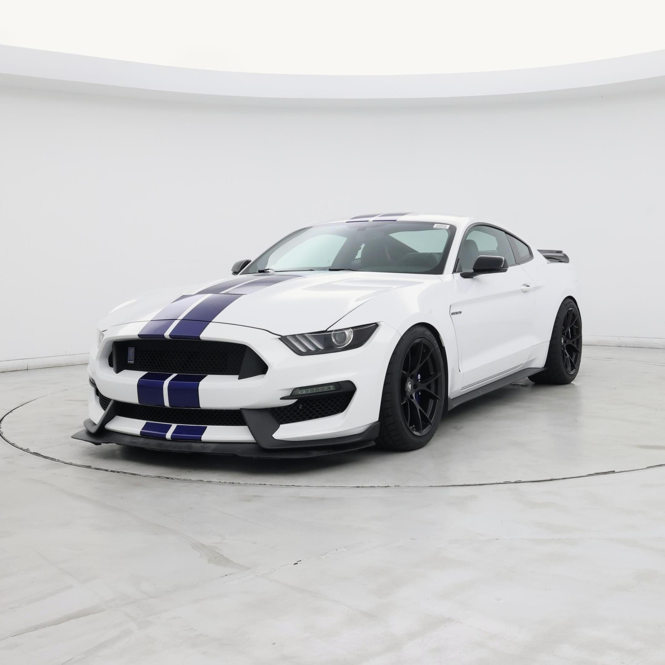 Thumbnail: 2016 Ford Mustang - 4
