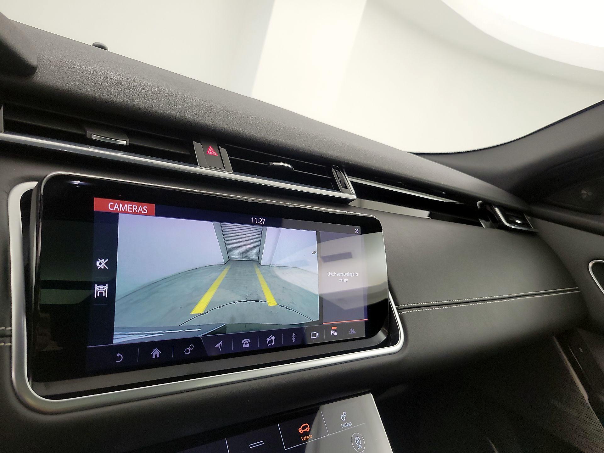 Thumbnail: 2018 Land Rover Range Rover Velar - 15