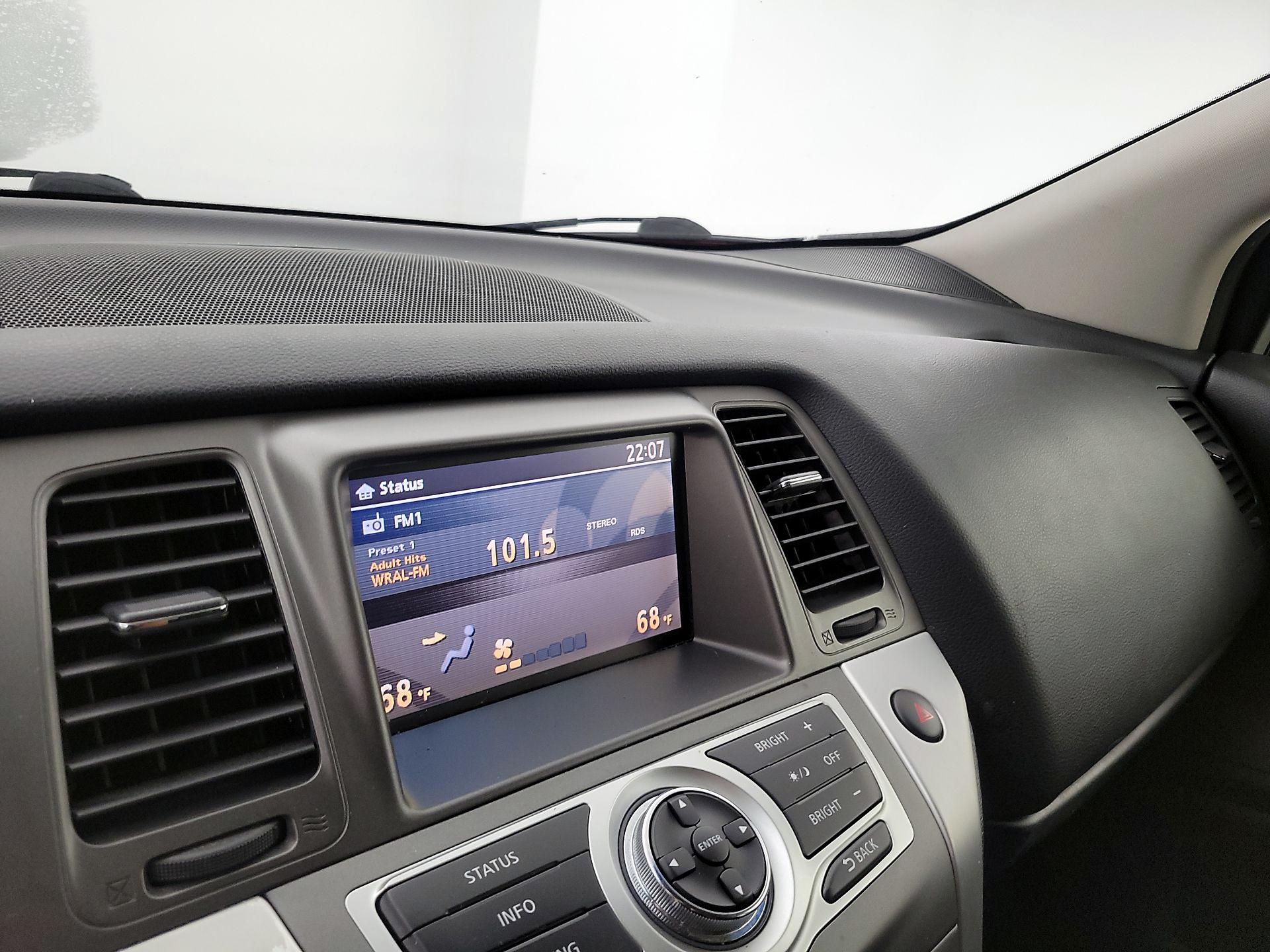Thumbnail: 2014 Nissan Murano - 15