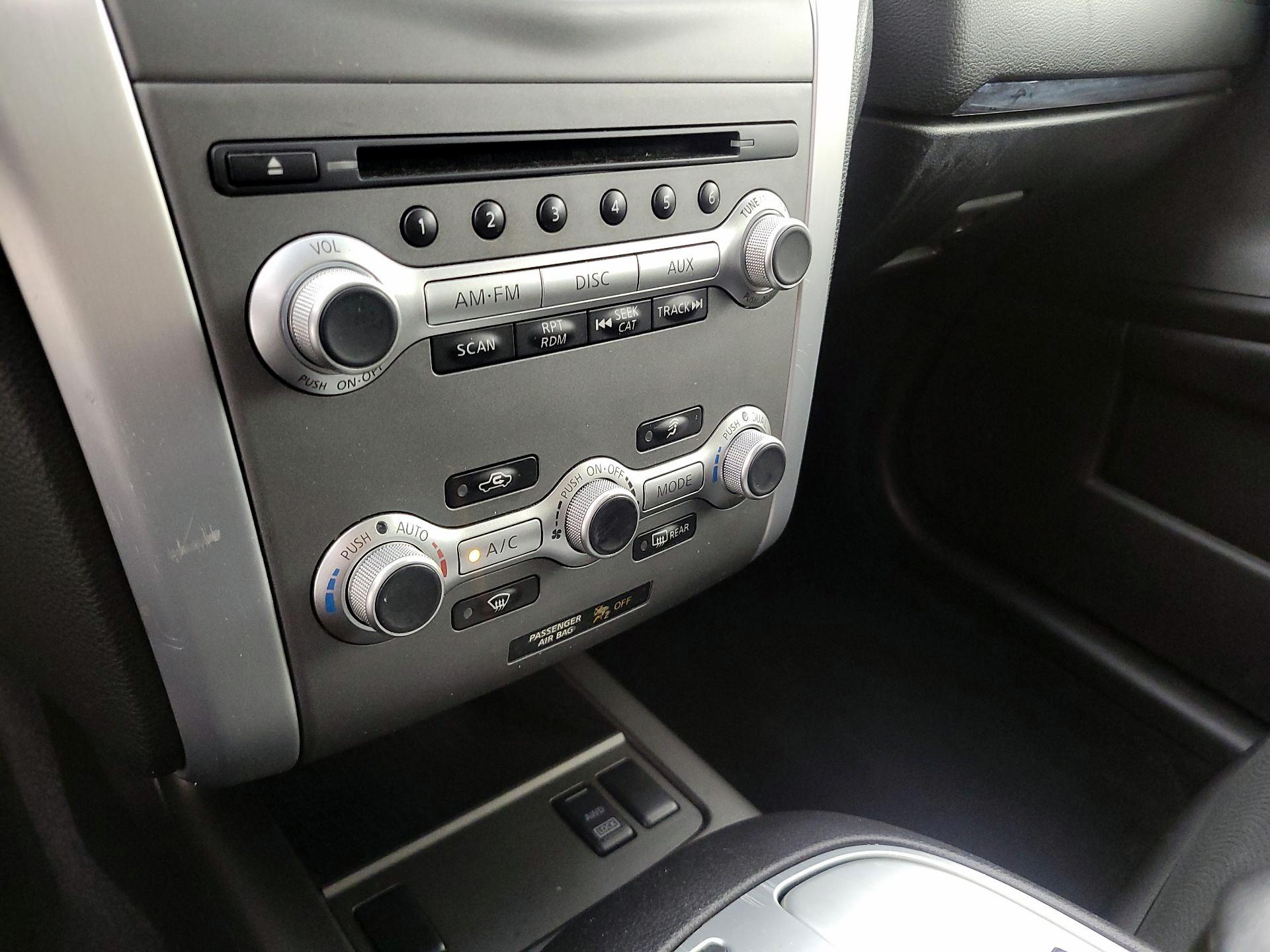 Thumbnail: 2014 Nissan Murano - 16