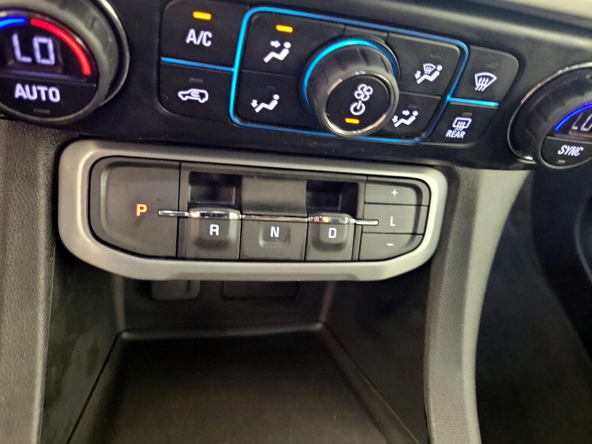 Thumbnail: 2021 GMC Acadia - 17