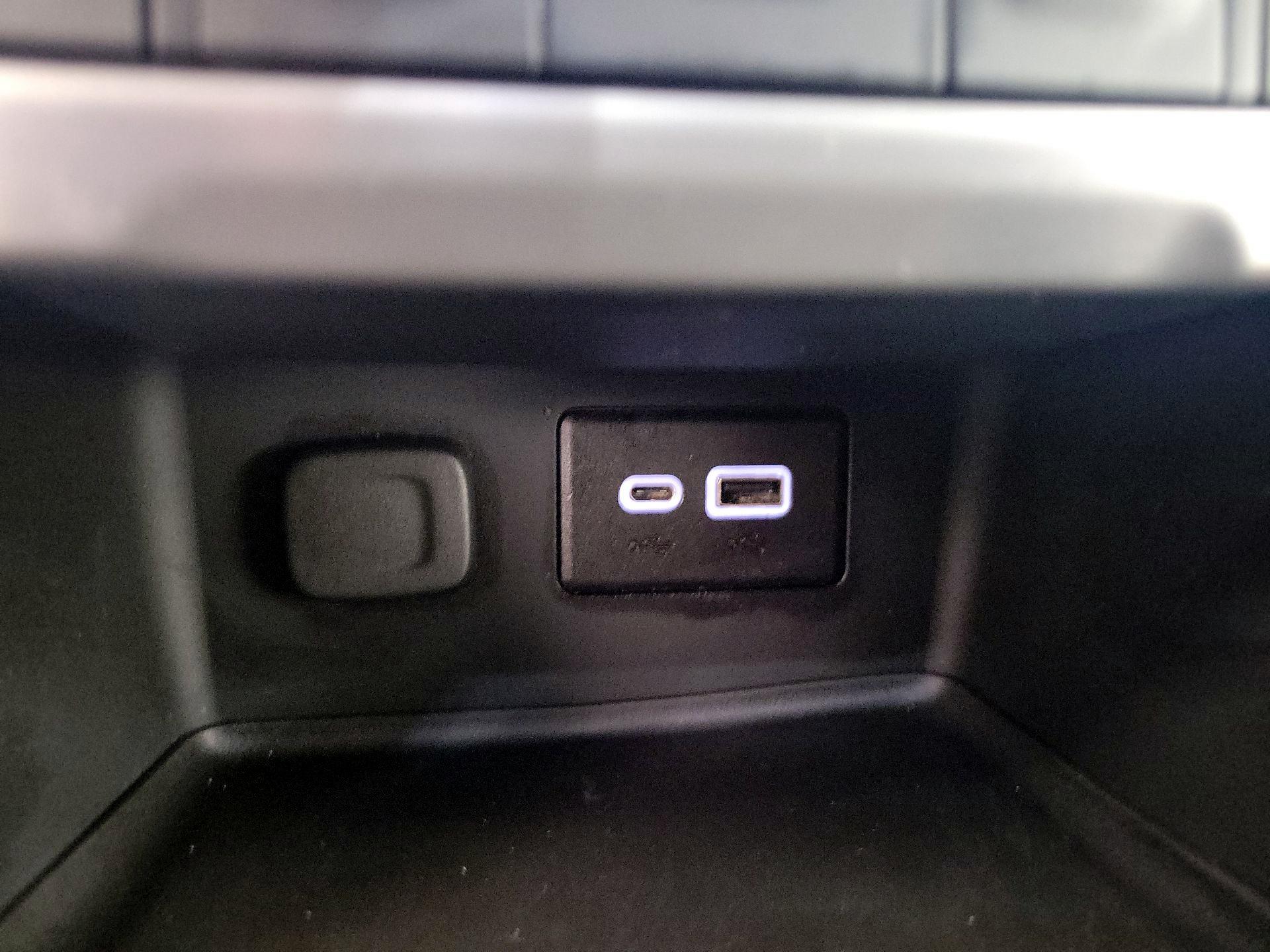 Thumbnail: 2021 GMC Acadia - 18