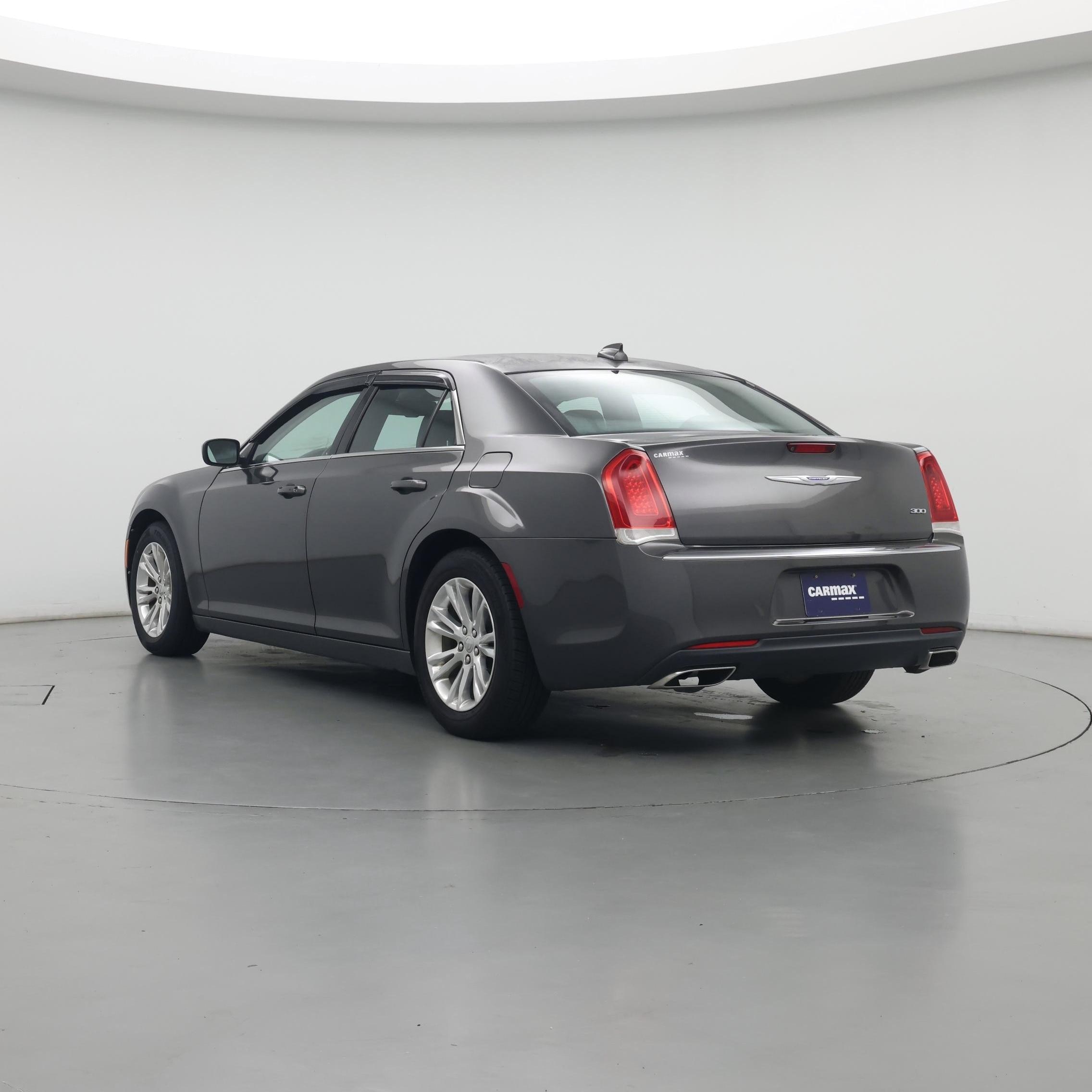 Thumbnail: 2020 Chrysler 300 - 2