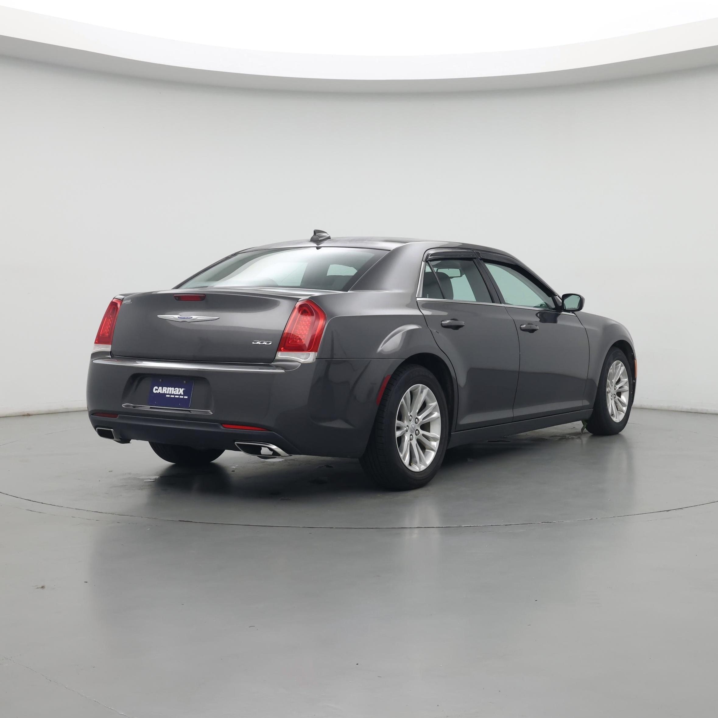 Thumbnail: 2020 Chrysler 300 - 8