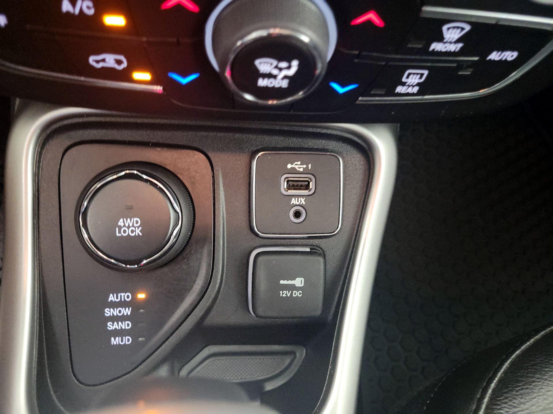 Thumbnail: 2020 Jeep Compass - 19