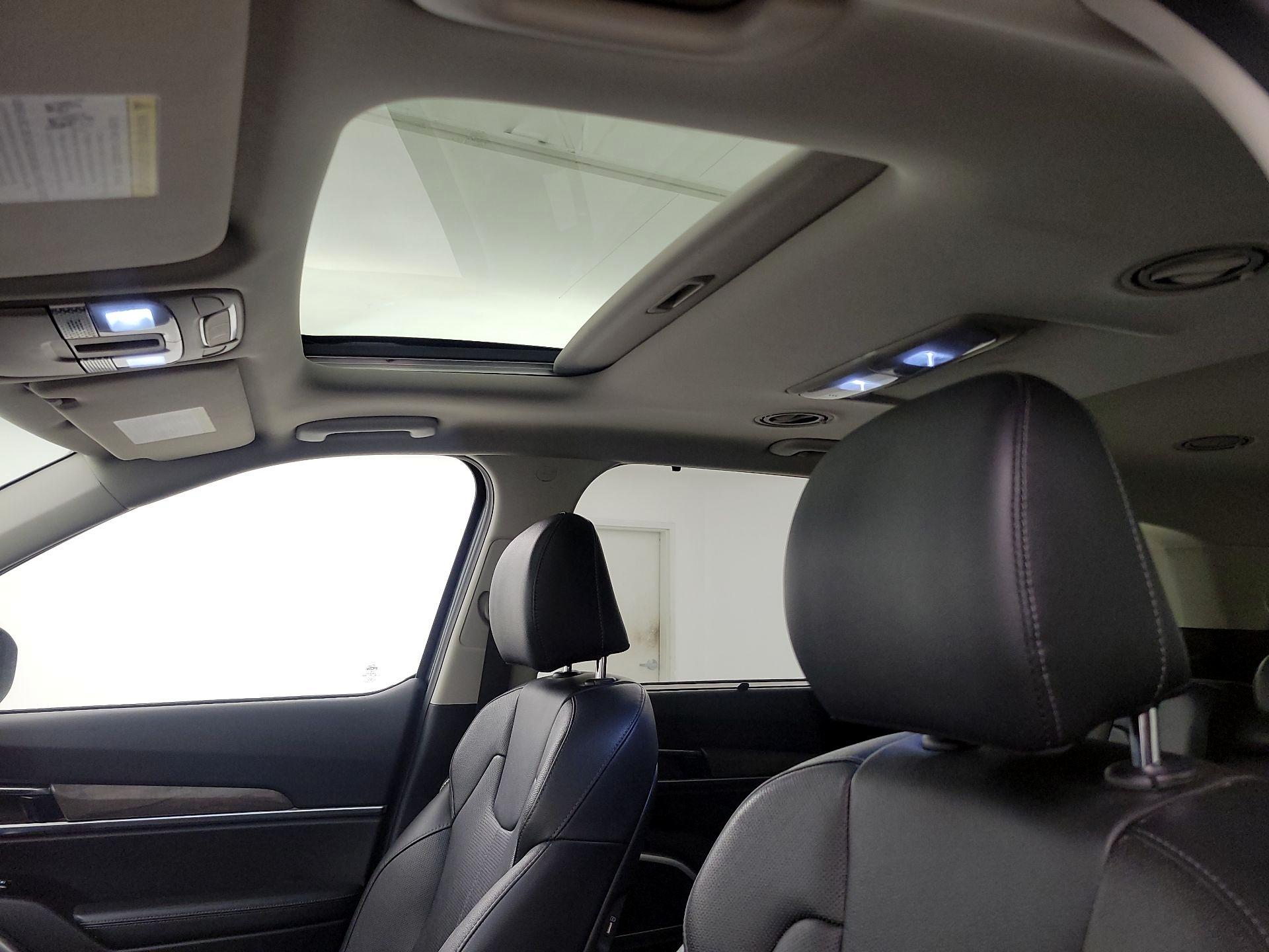 Thumbnail: 2020 Kia Telluride - 20