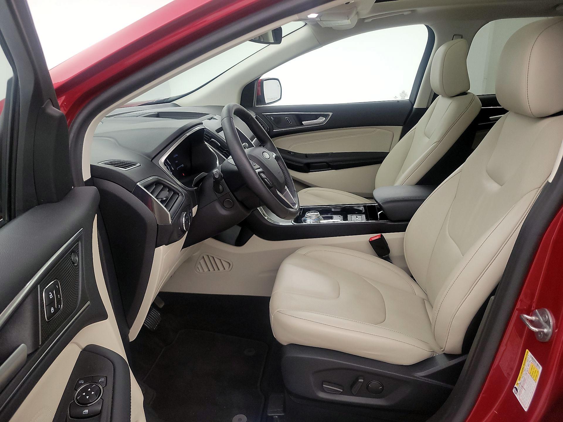 Thumbnail: 2020 Ford Edge - 11