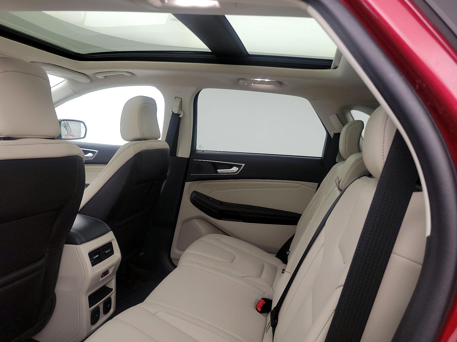 Thumbnail: 2020 Ford Edge - 20