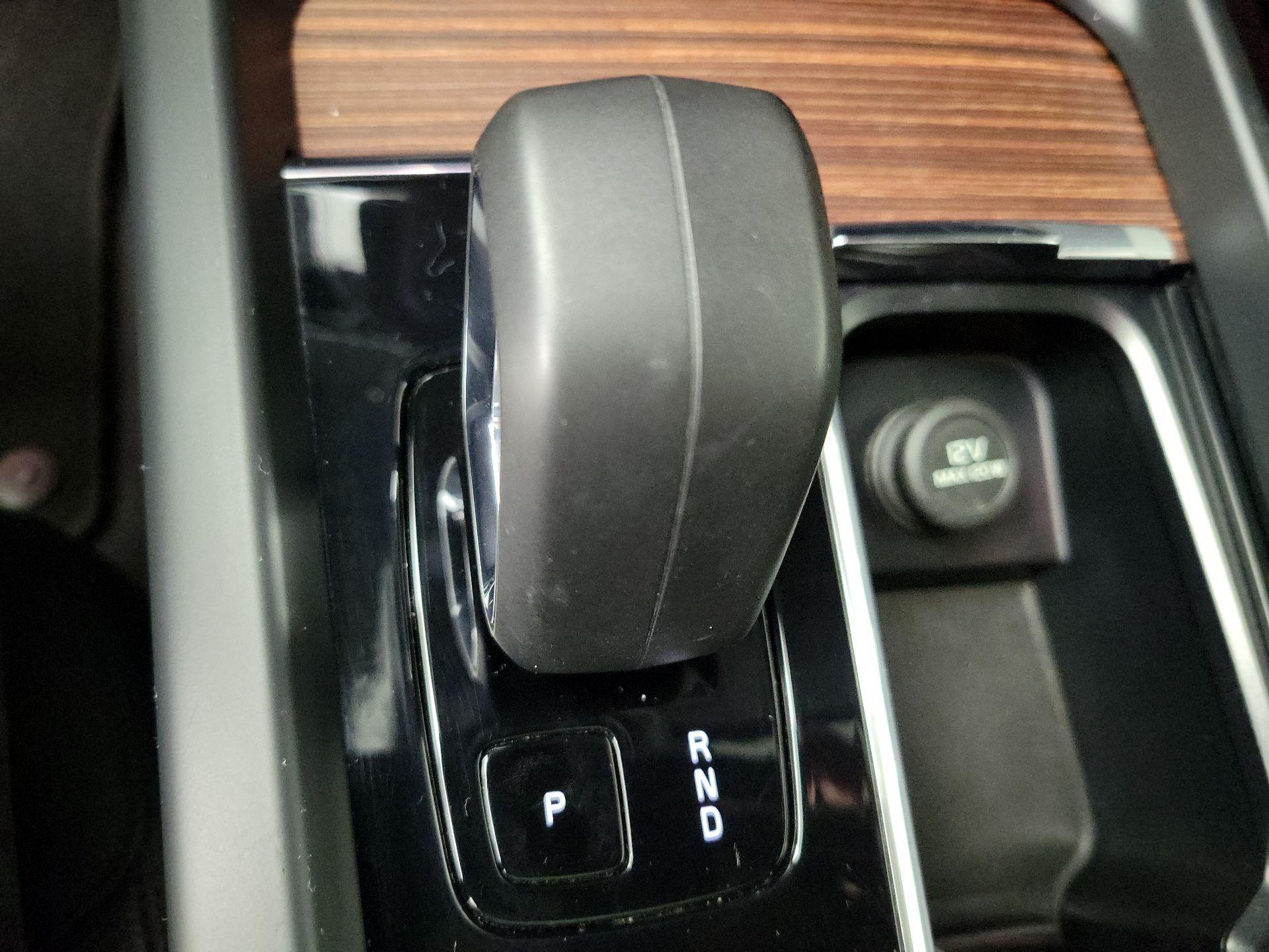 Thumbnail: 2024 Volvo XC60 - 17