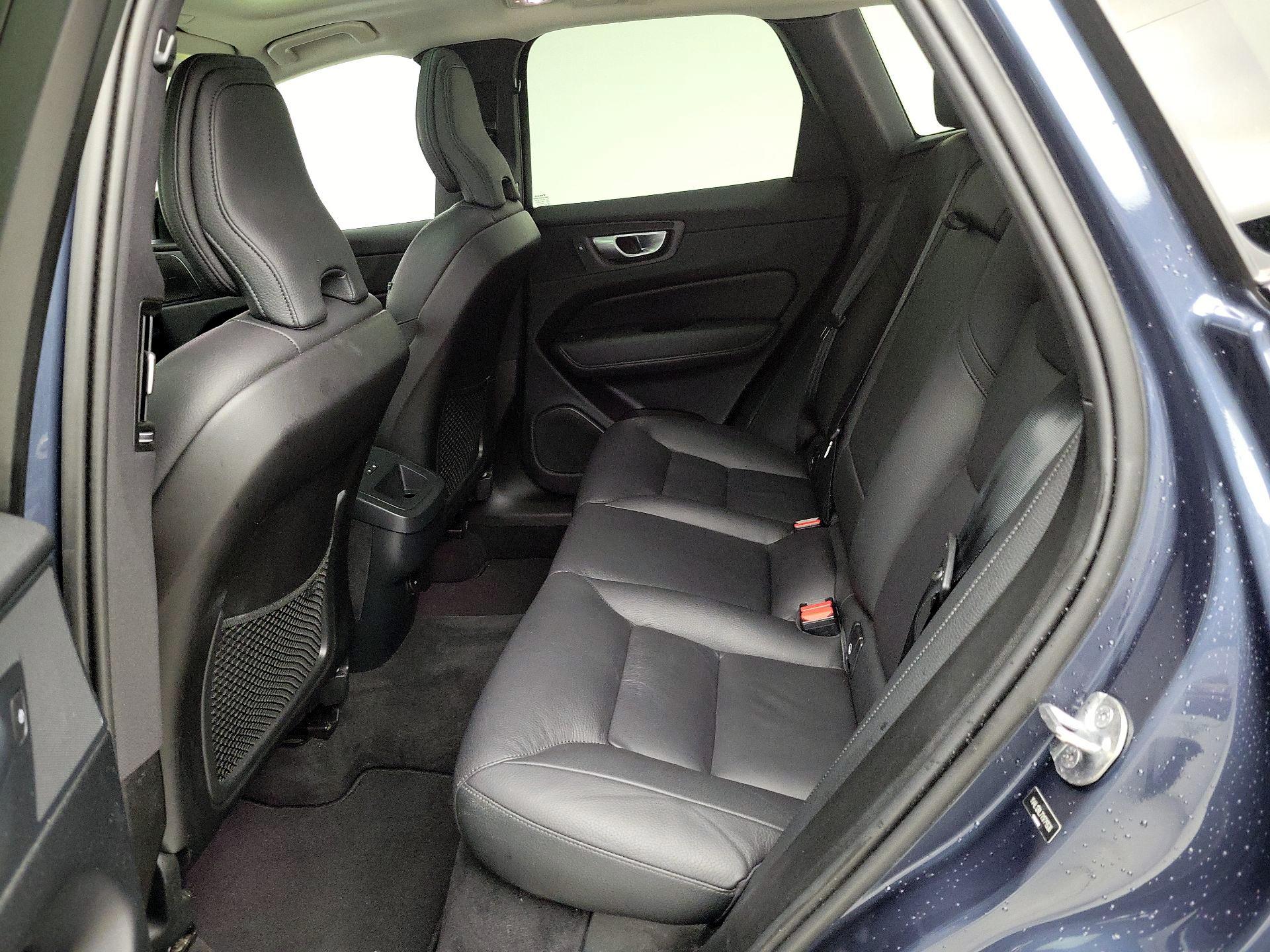 Thumbnail: 2024 Volvo XC60 - 20