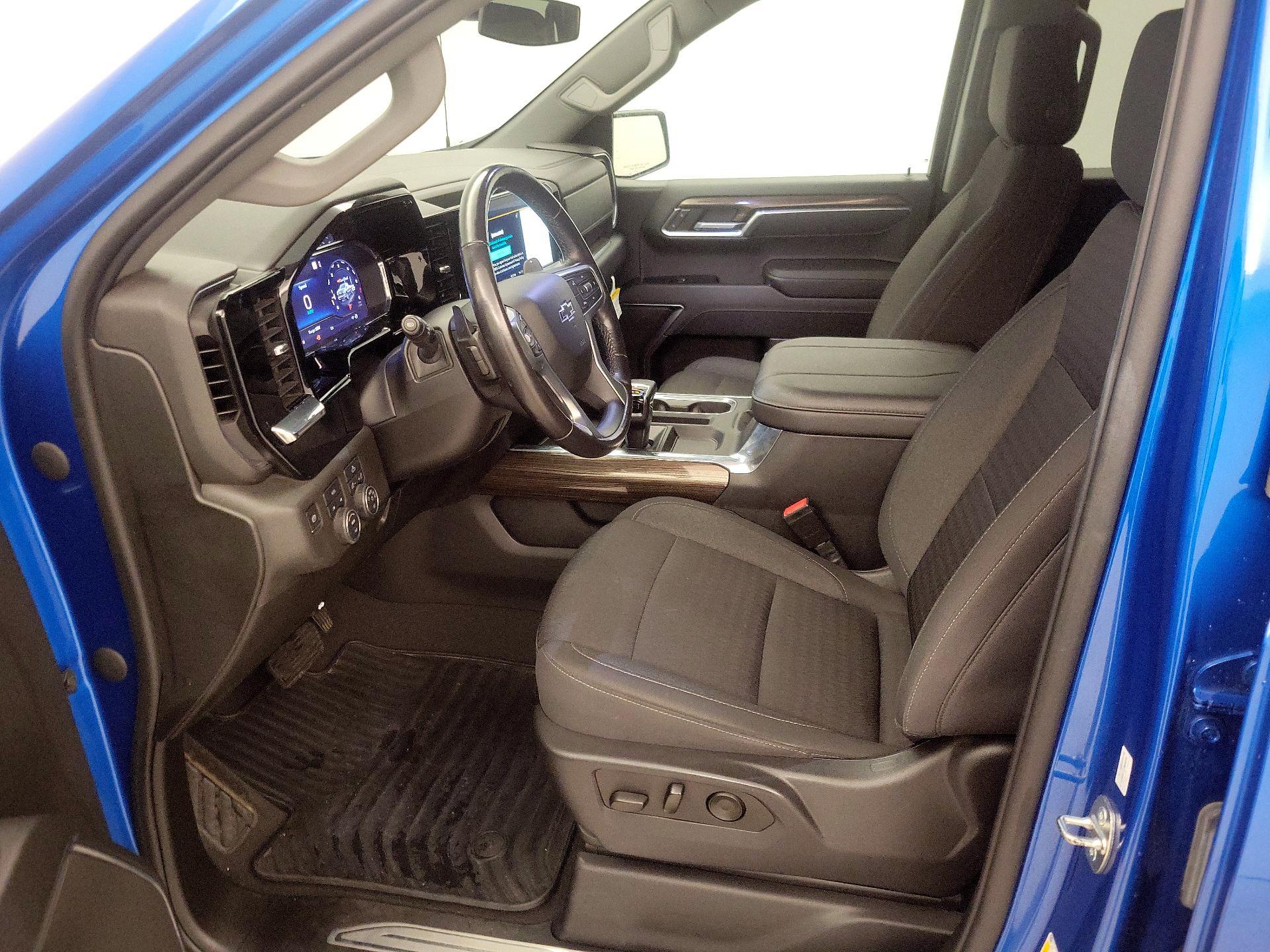 Thumbnail: 2023 Chevrolet Silverado 1500 - 11