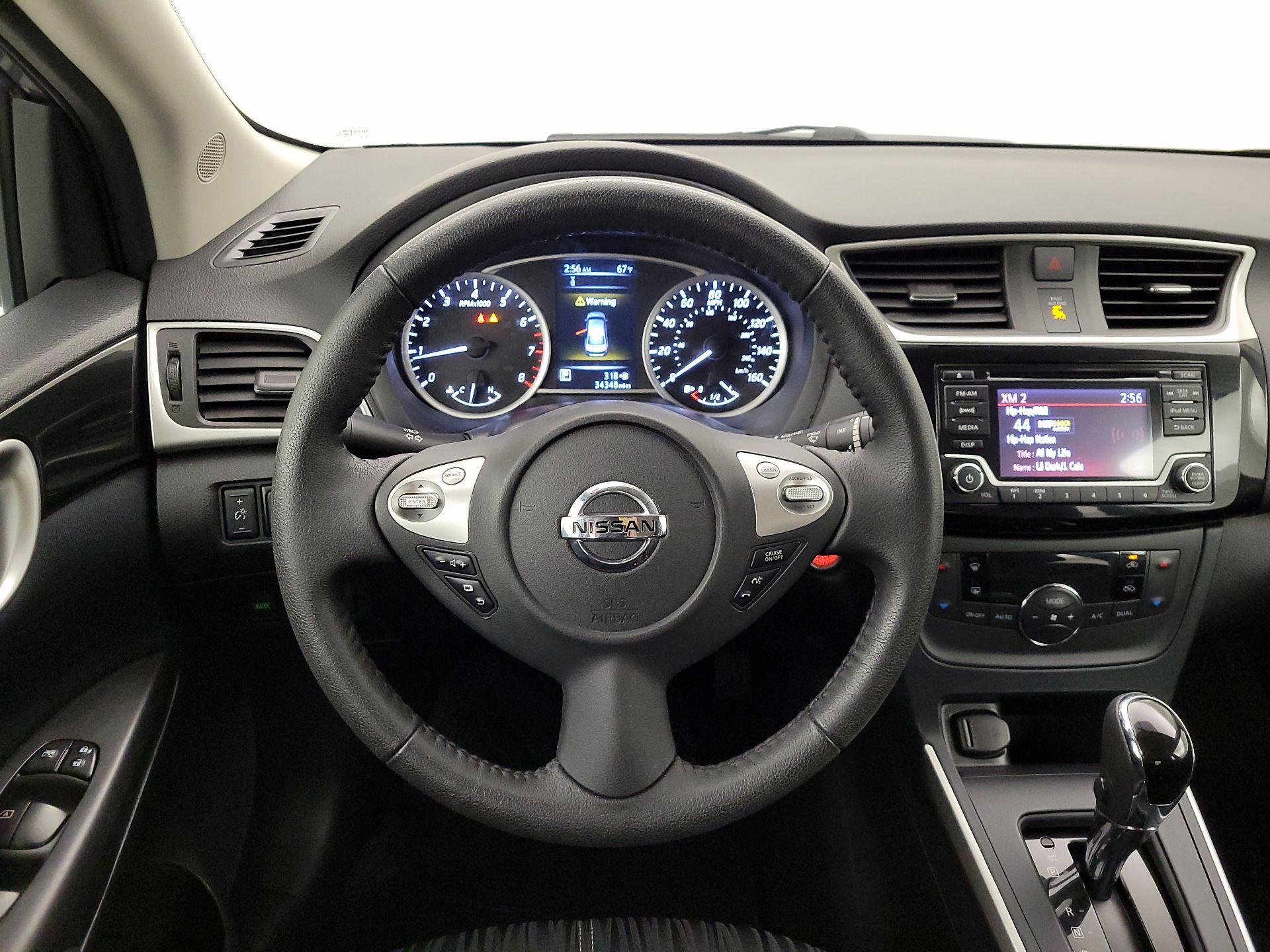Thumbnail: 2018 Nissan Sentra - 10