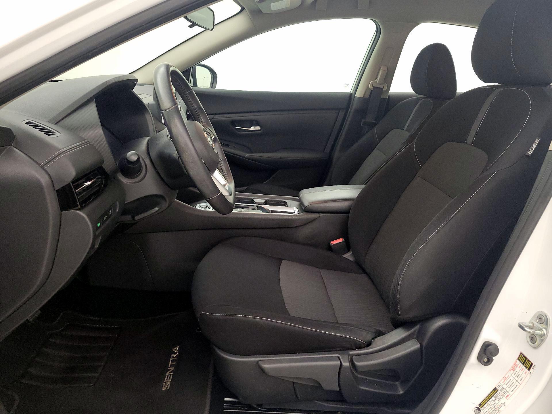 Thumbnail: 2020 Nissan Sentra - 11