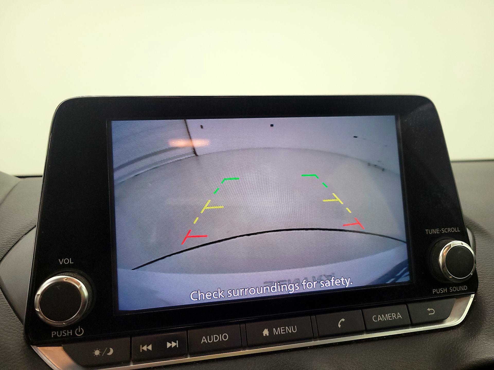 Thumbnail: 2020 Nissan Sentra - 14