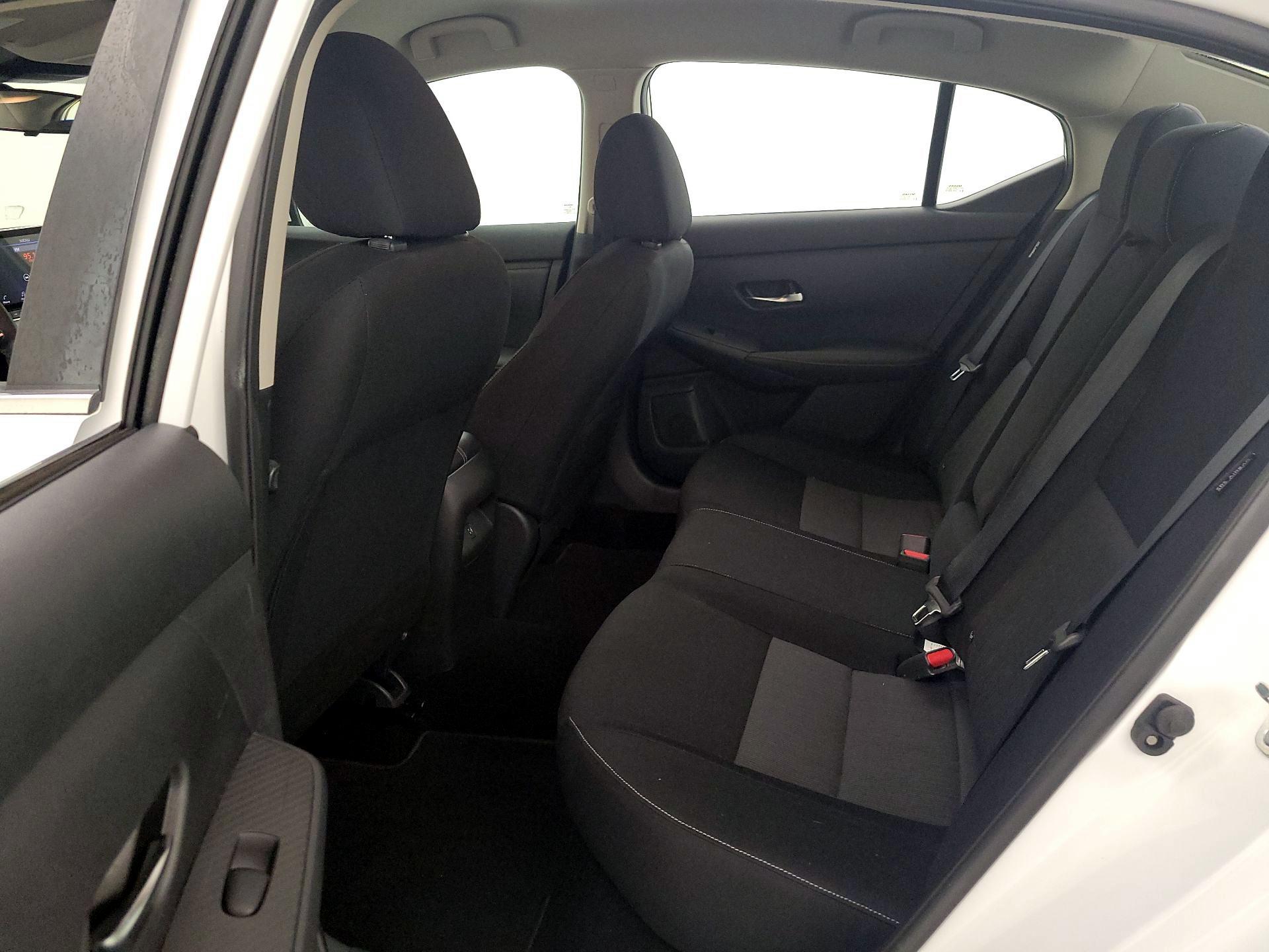 Thumbnail: 2020 Nissan Sentra - 19