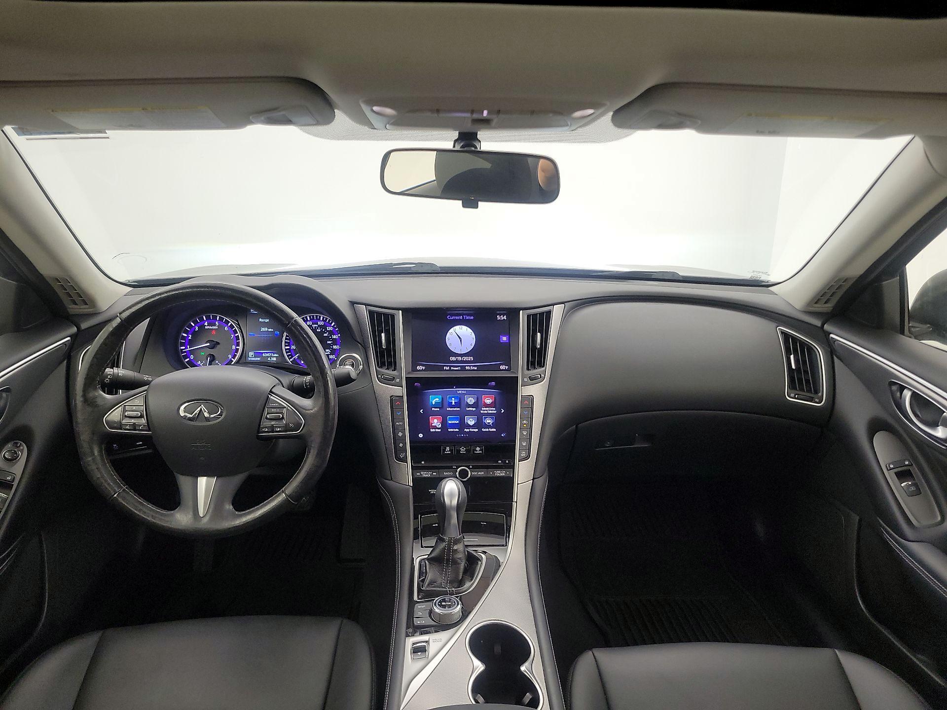 Thumbnail: 2015 INFINITI Q50 - 9