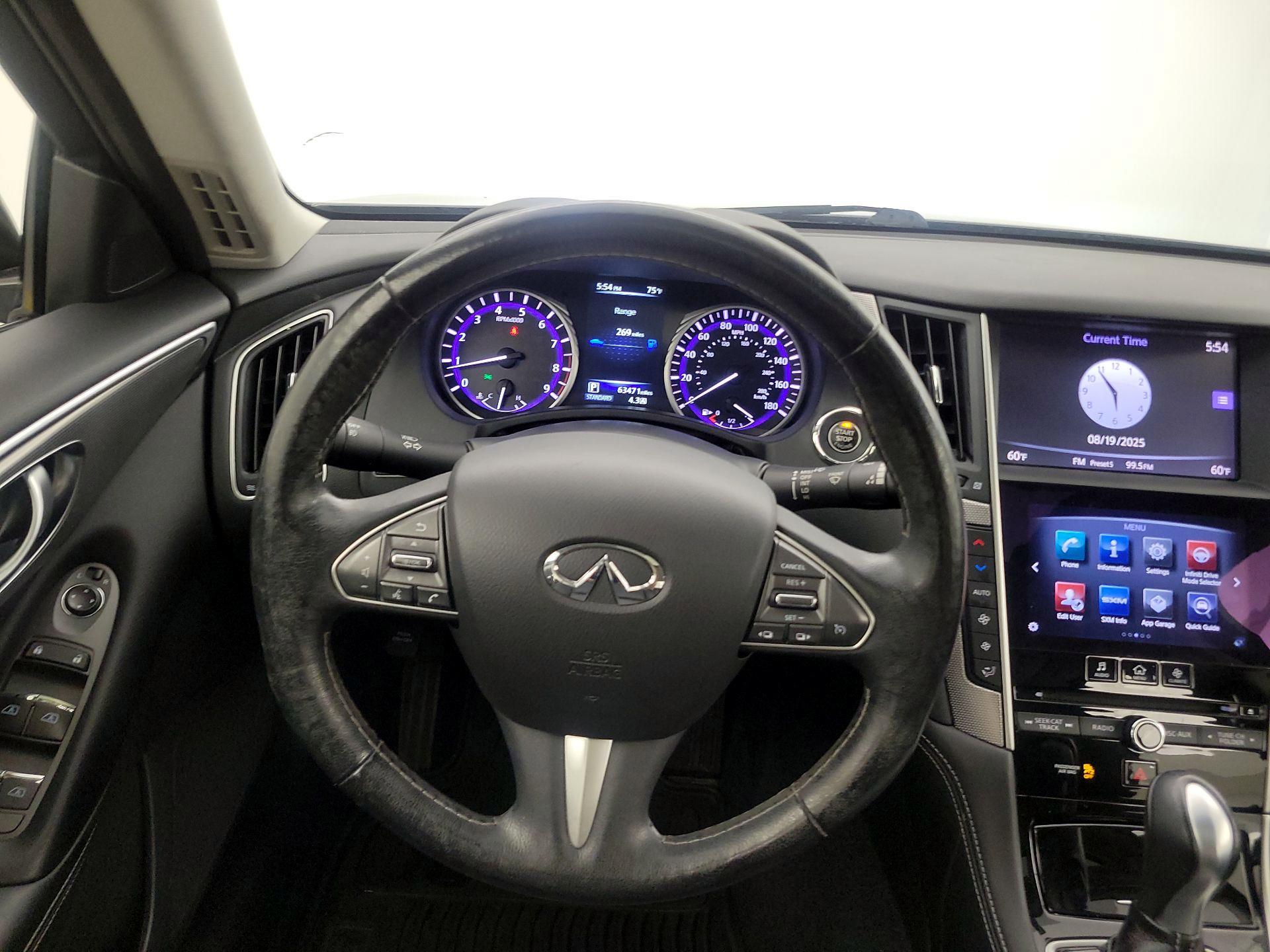 Thumbnail: 2015 INFINITI Q50 - 10