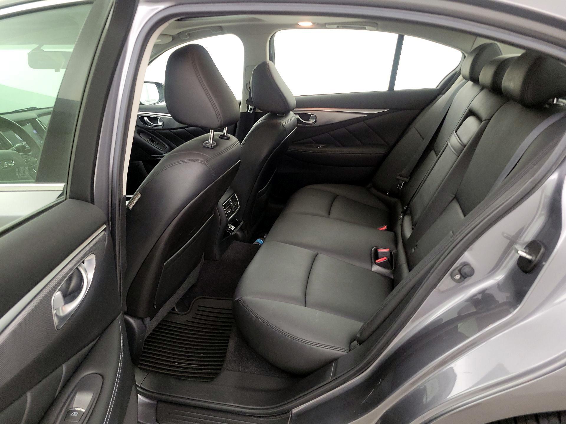 Thumbnail: 2015 INFINITI Q50 - 20