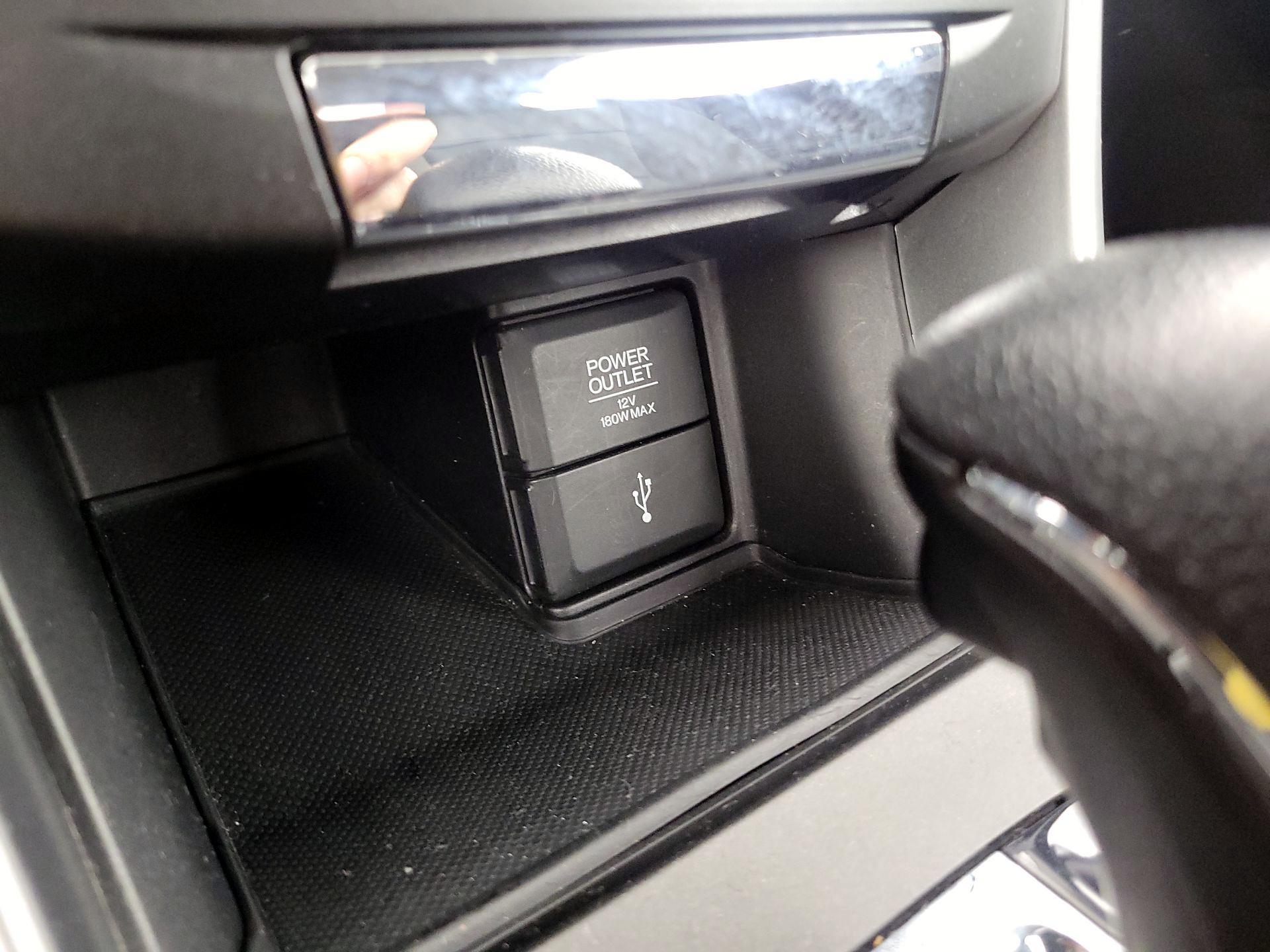 Thumbnail: 2015 Honda Accord - 18