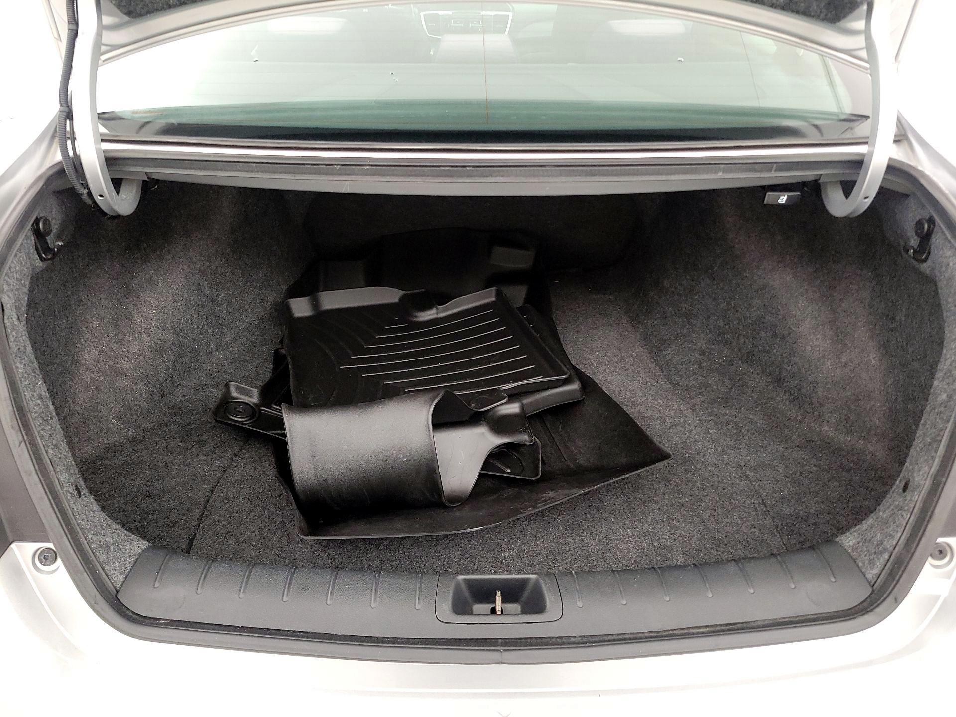 Thumbnail: 2015 Honda Accord - 19