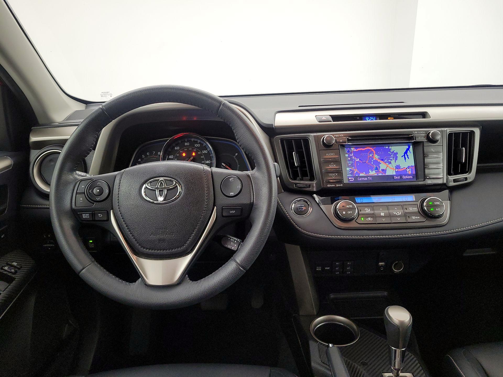 Thumbnail: 2013 Toyota RAV4 - 10